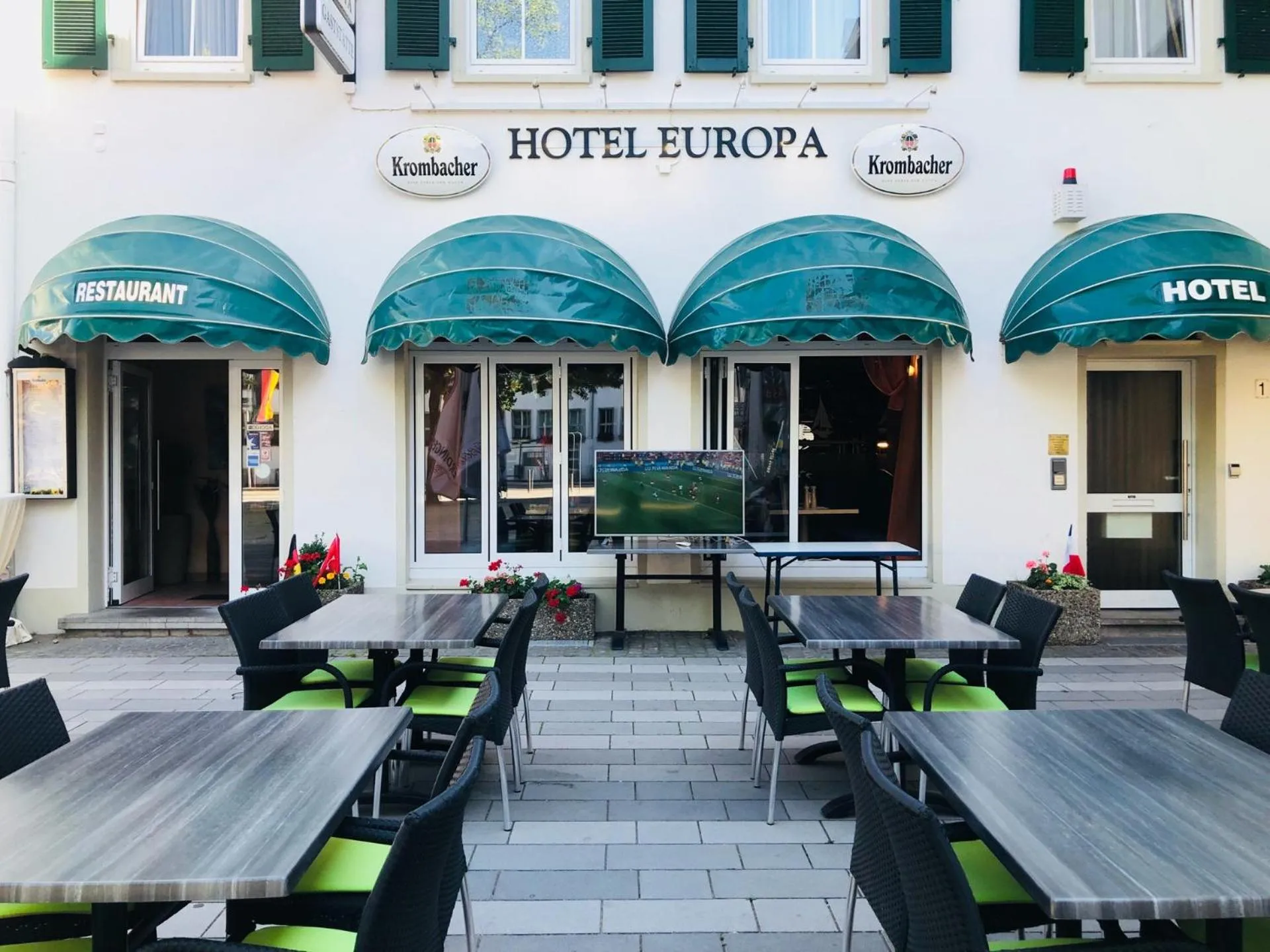 Property building in Hotel Europa - Restaurant