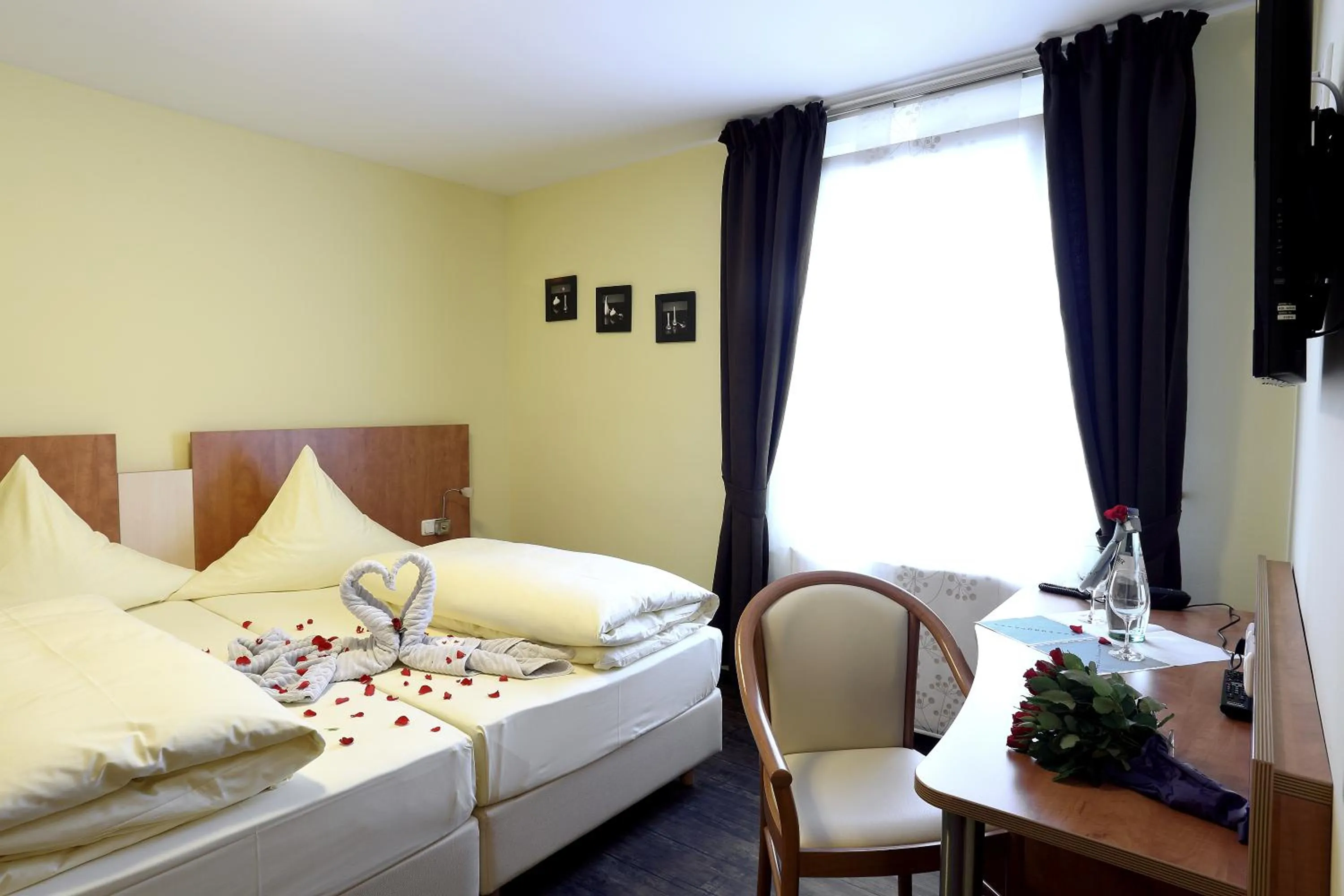 Bed in Hotel Europa - Restaurant