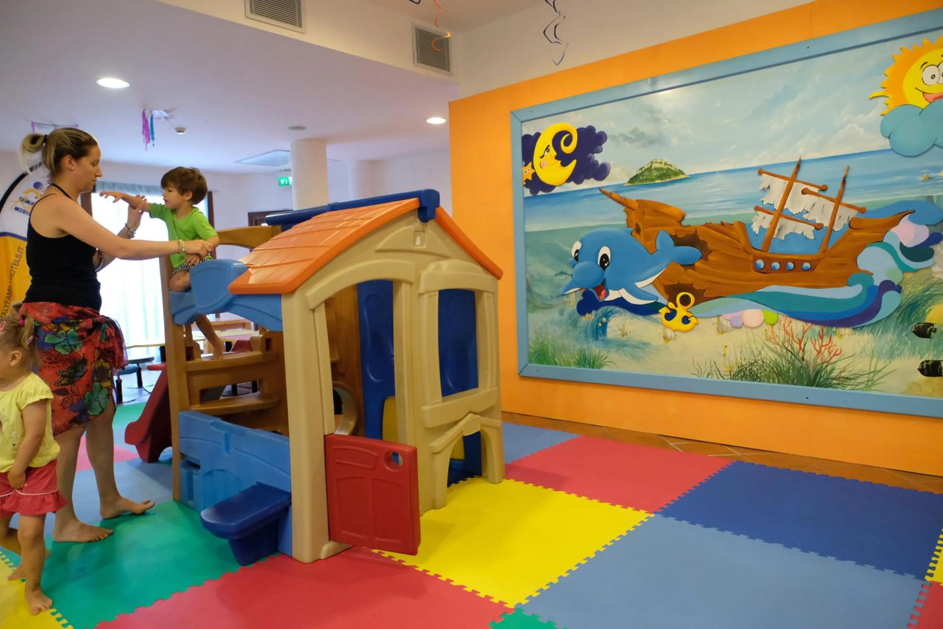 Children play ground in Baia Caddinas Clubresidence