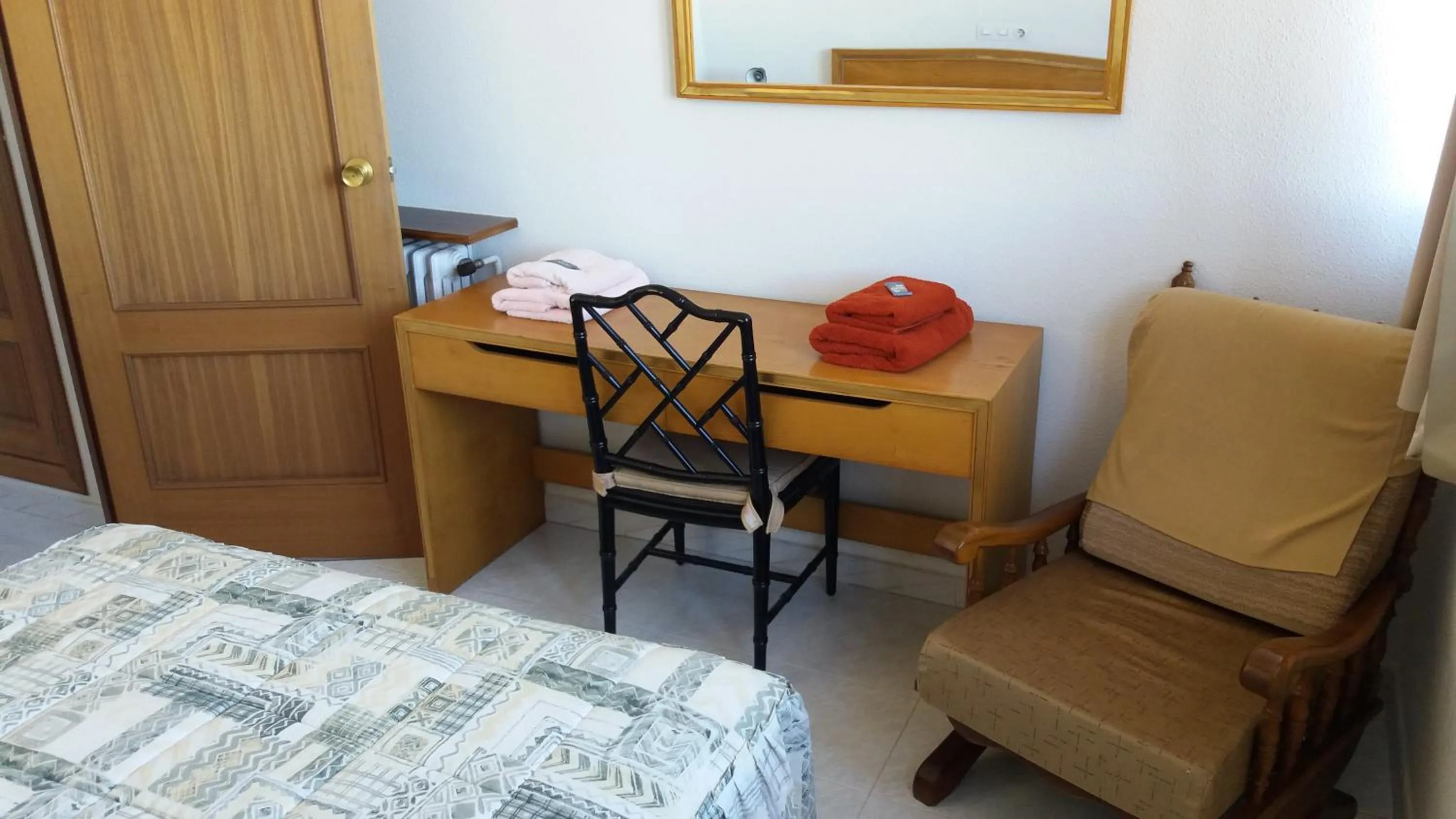 Bedroom, Bed in Centro San Viator