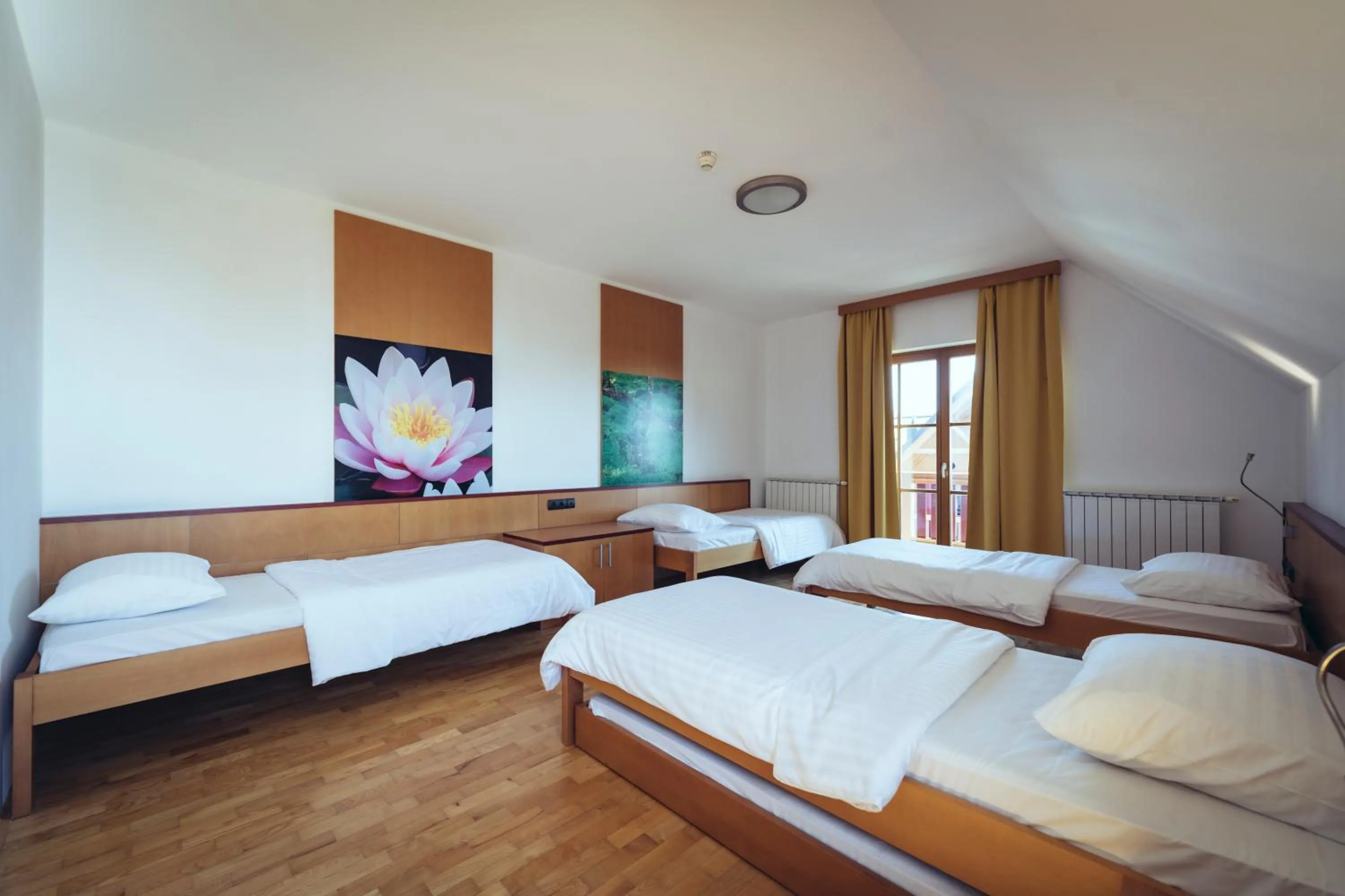 Photo of the whole room, Bed in Pohorje Village Wellbeing Resort - Forest Hotel Videc