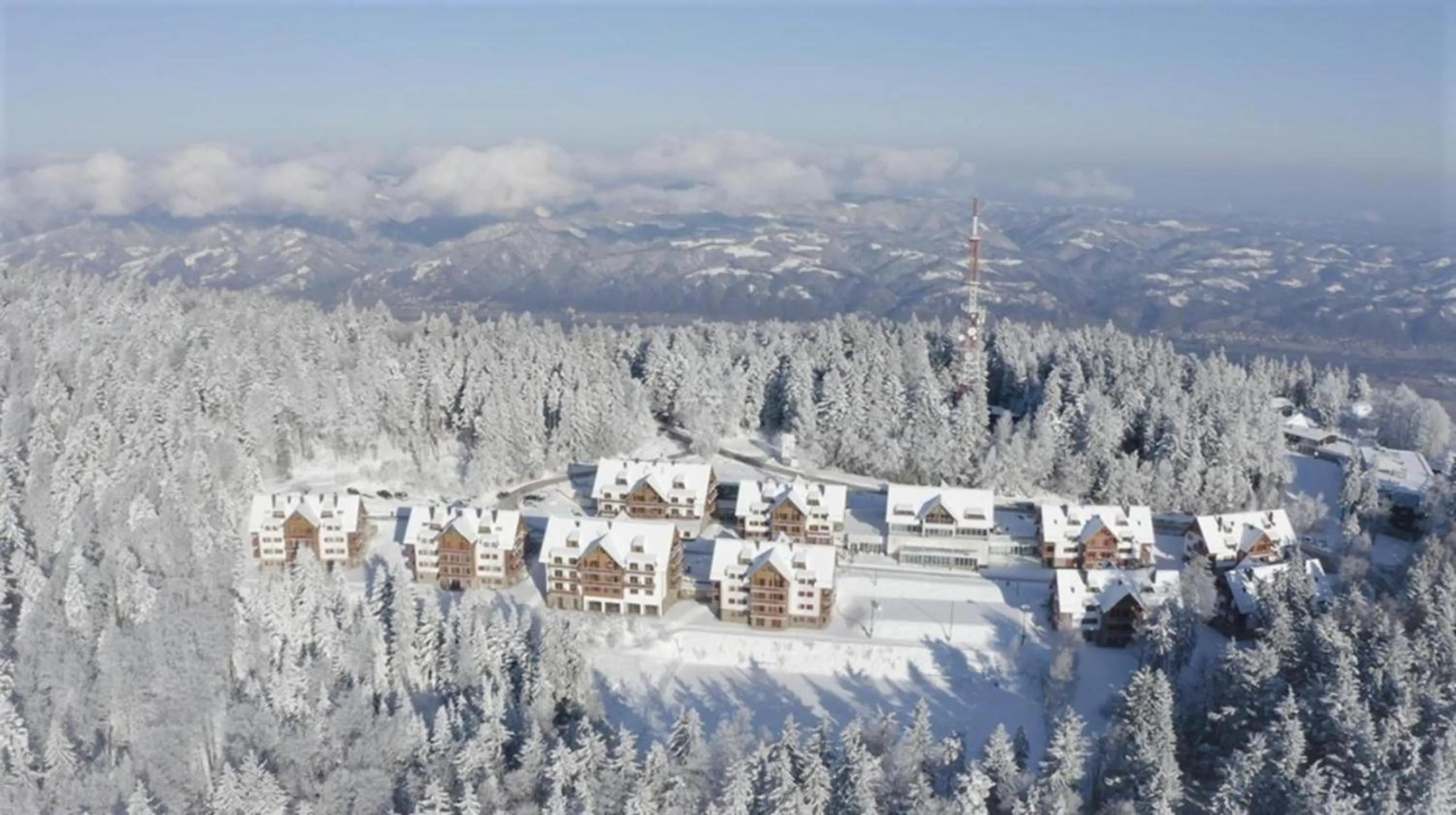 Area and facilities in Pohorje Village Wellbeing Resort - Forest Hotel Videc