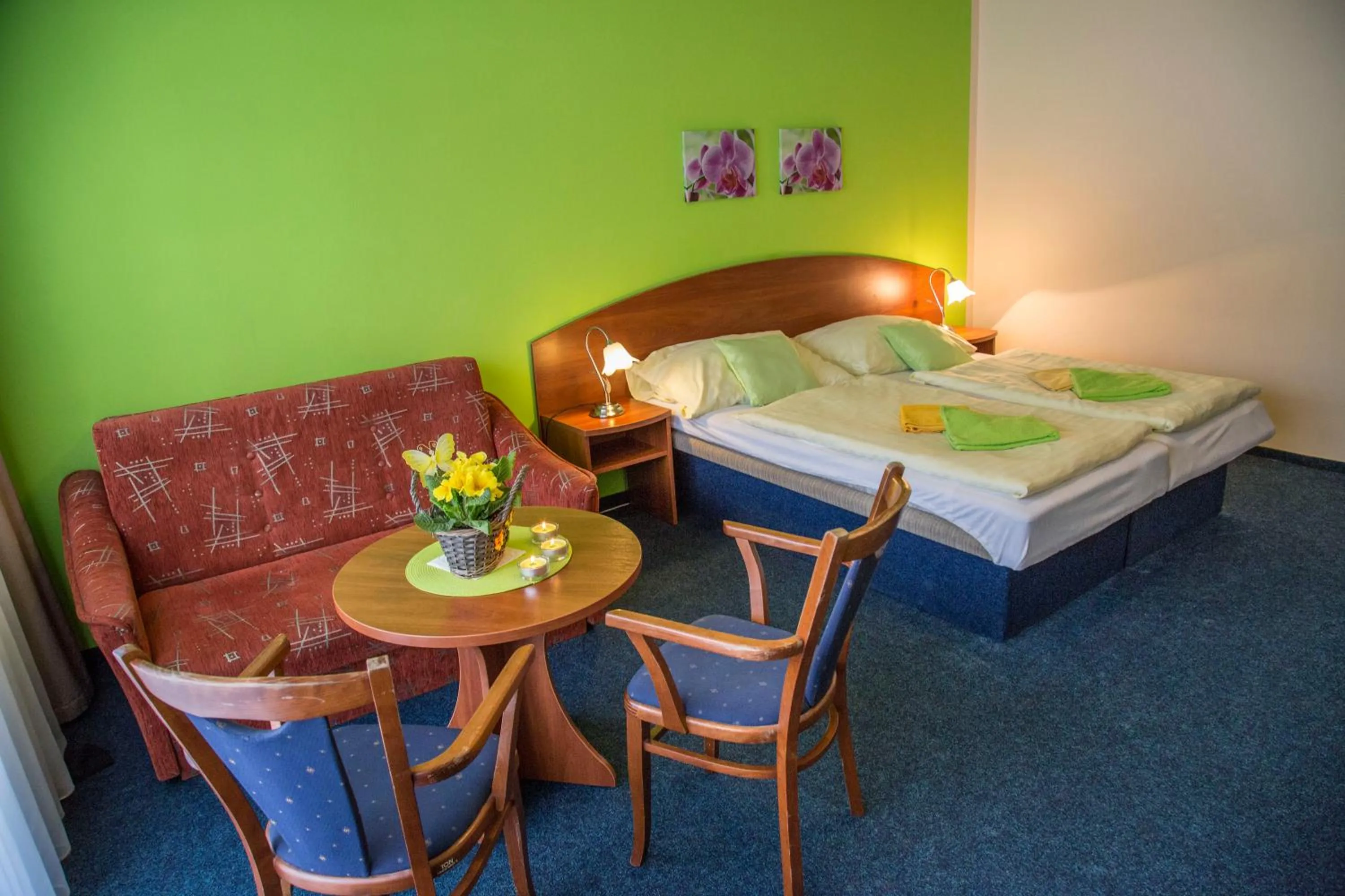 Bedroom, Bed in Hotel Centrum Harrachov