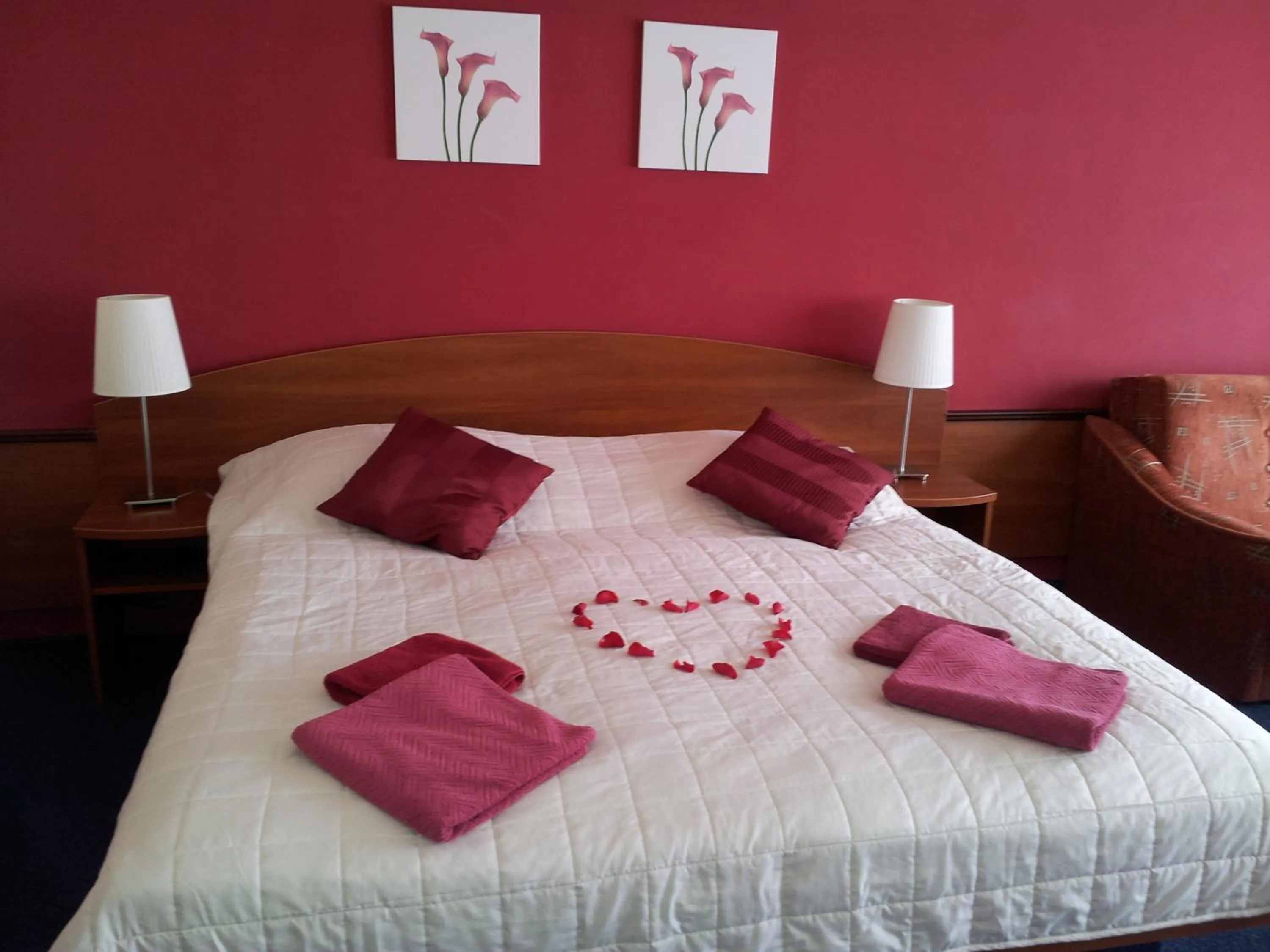 Decorative detail, Bed in Hotel Centrum Harrachov