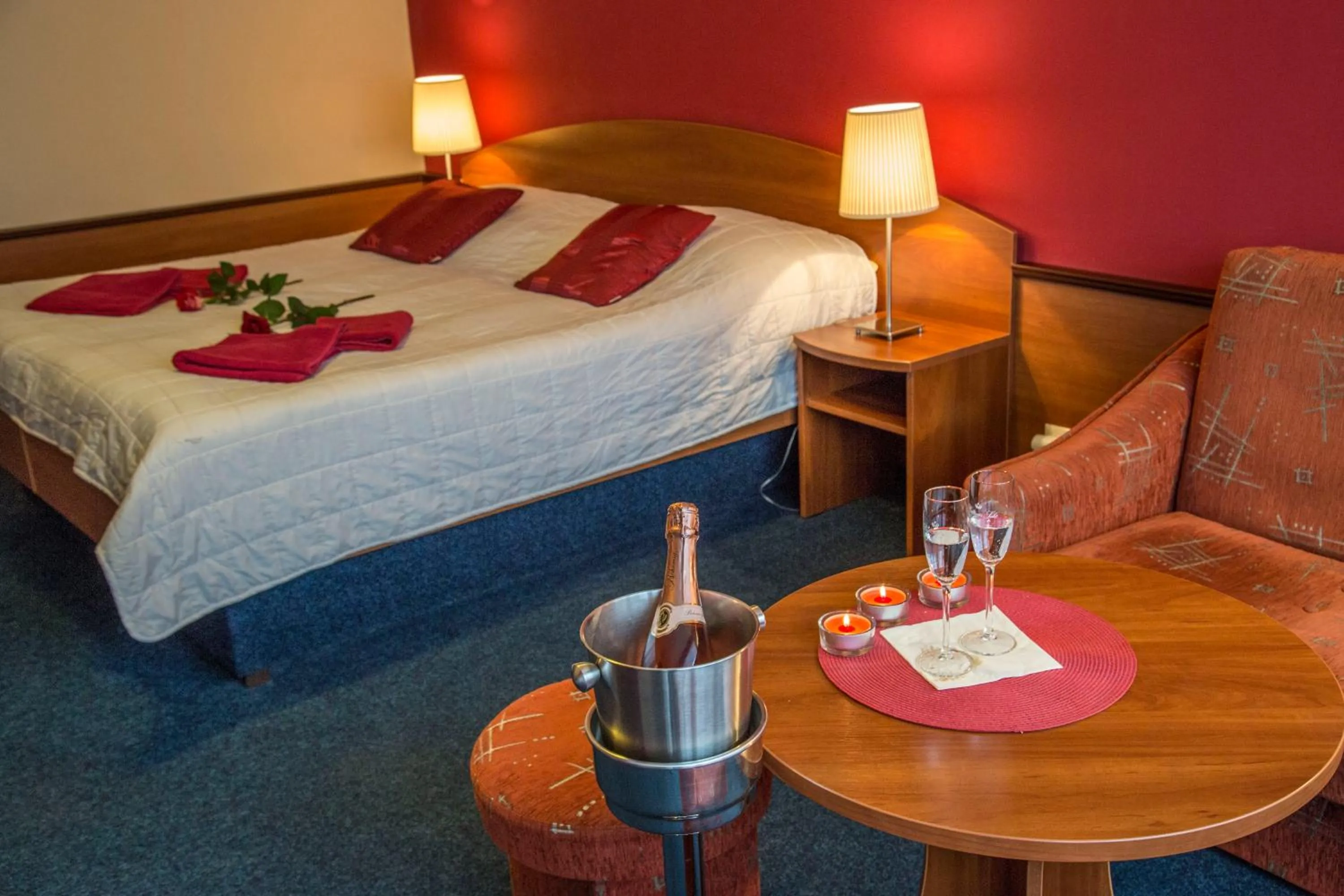 Bedroom, Bed in Hotel Centrum Harrachov