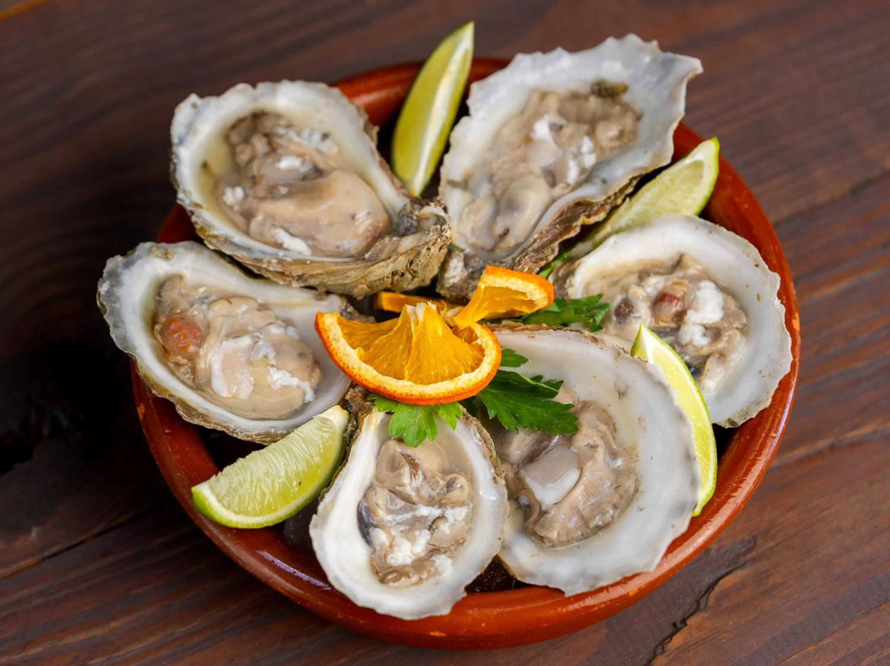 Restaurant/places to eat in Marina de Salinas