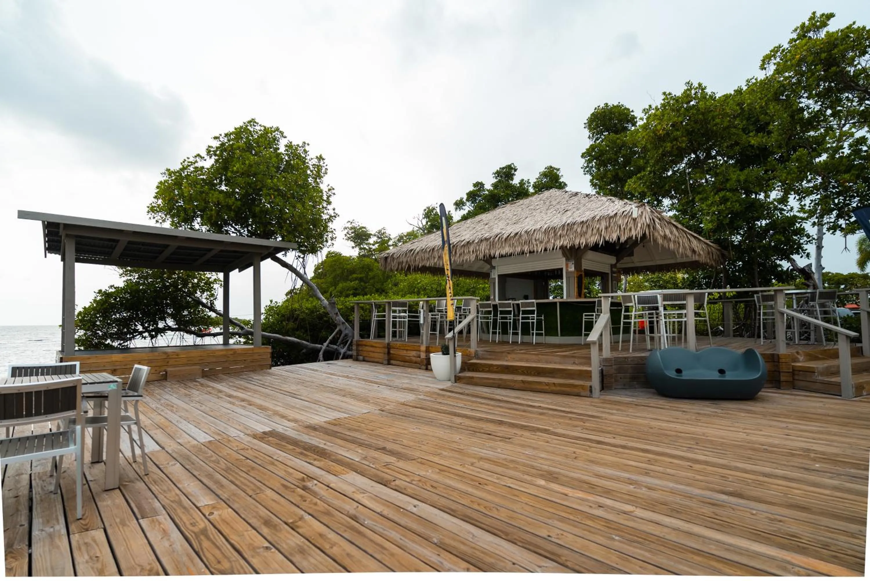 Restaurant/places to eat in Marina de Salinas