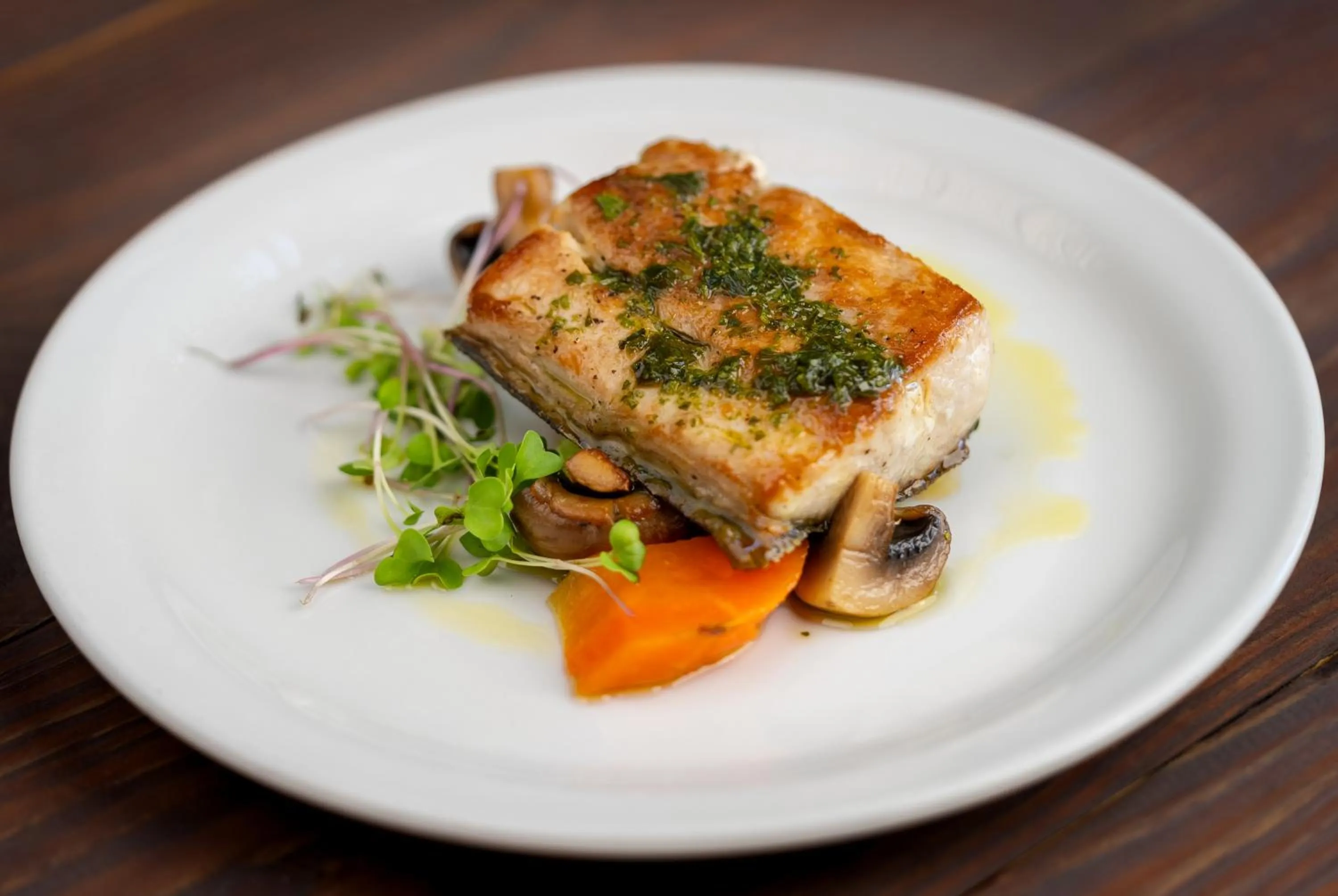 Restaurant/places to eat in Marina de Salinas