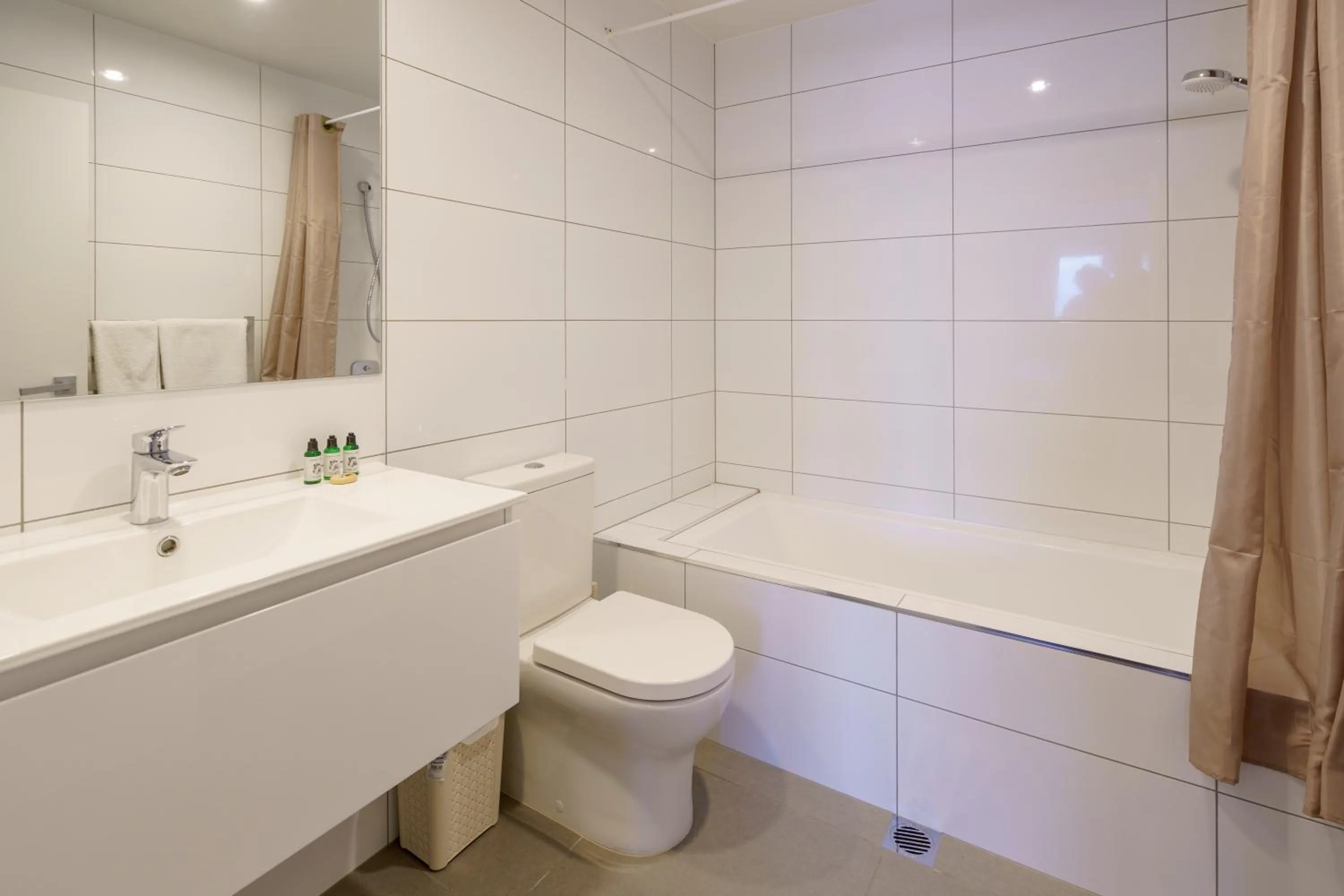 Toilet in Apartments 118