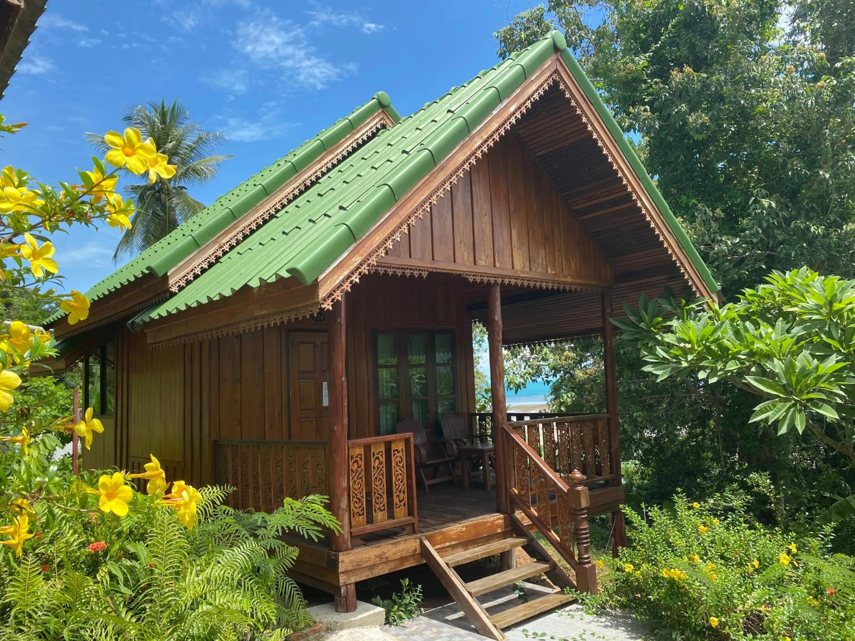 Tharathip Resort Koh Phangan - SHA Plus