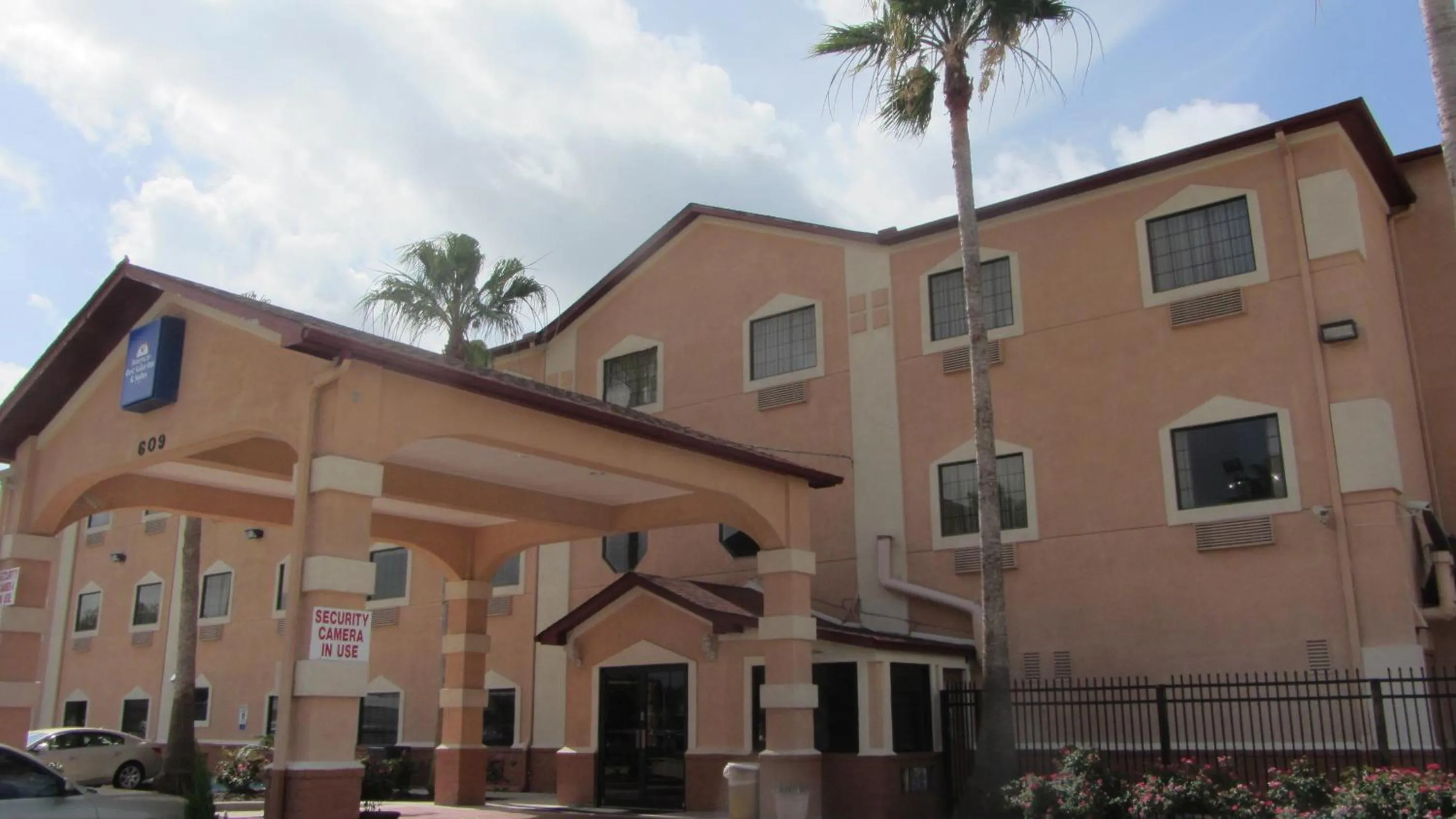 Facade/entrance in Americas Best Value Inn and Suites Houston FM 1960