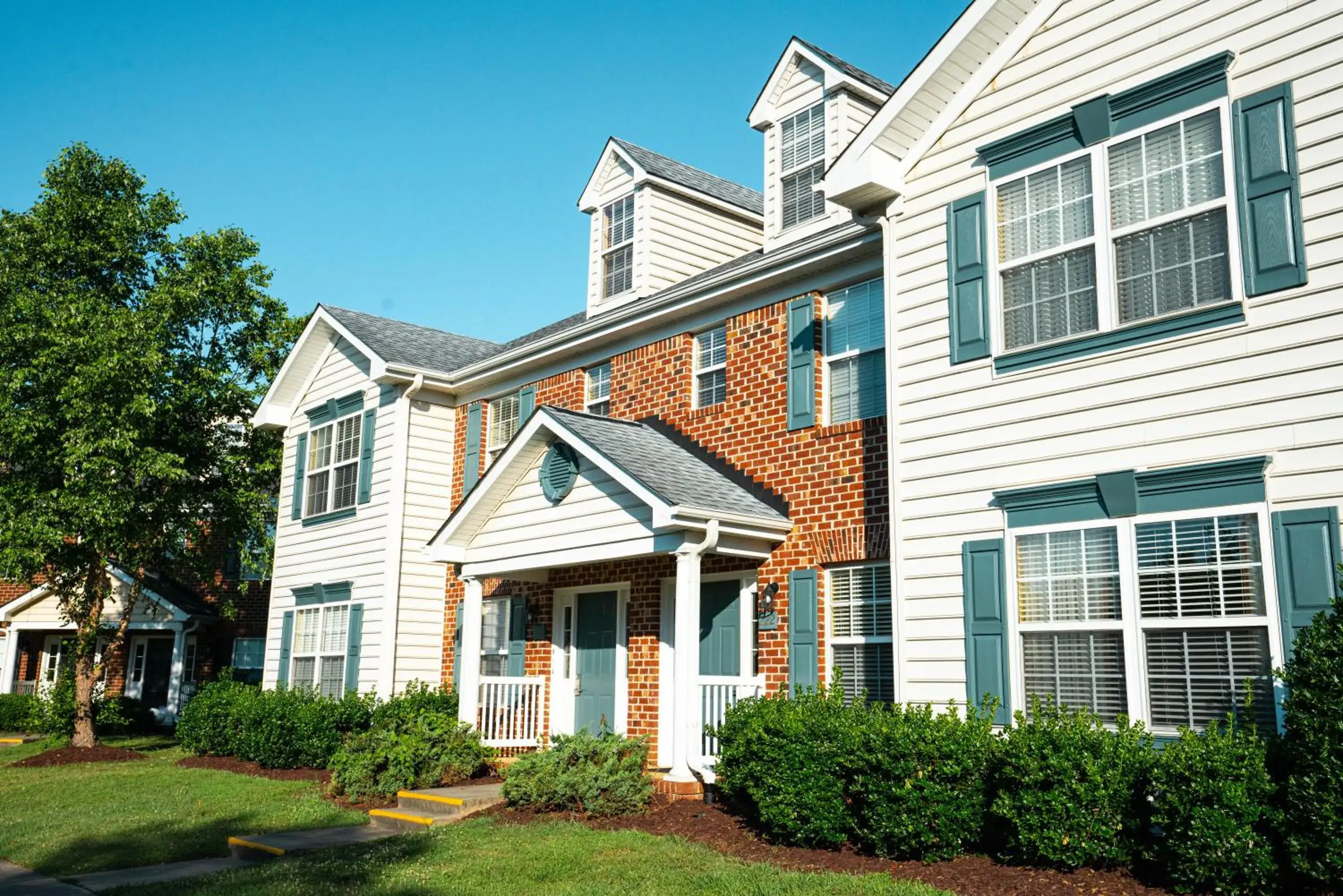 Deluxe Two-Bedroom Suite in Vacation Village at Williamsburg Deluxe Two-Bedroom Suite in Vacation Village at Williamsburg