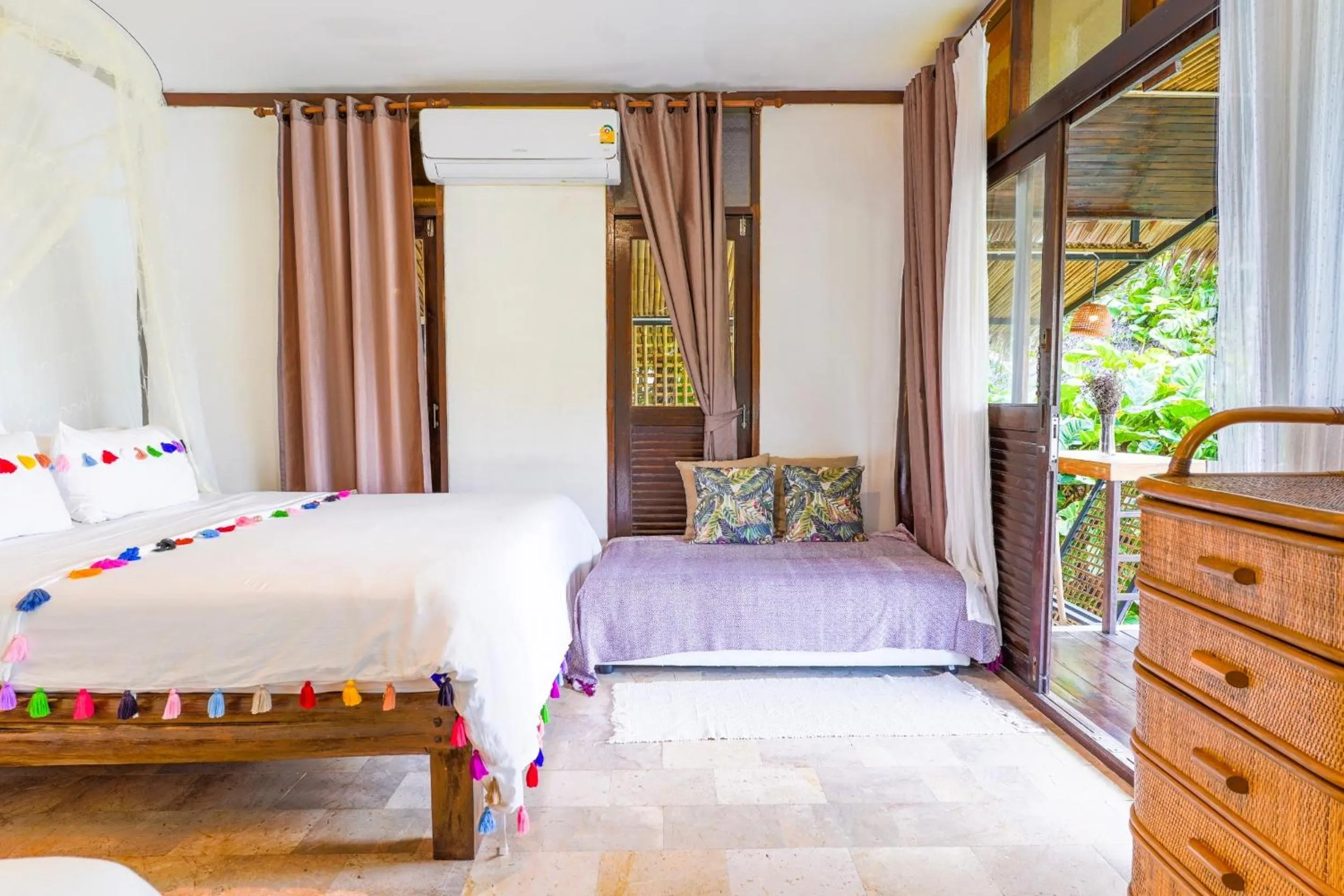 Bed in Cookies Salad Resort