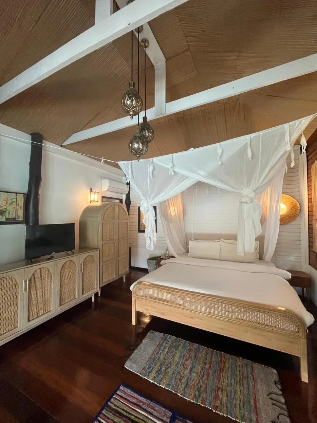 Bed in Cookies Salad Resort