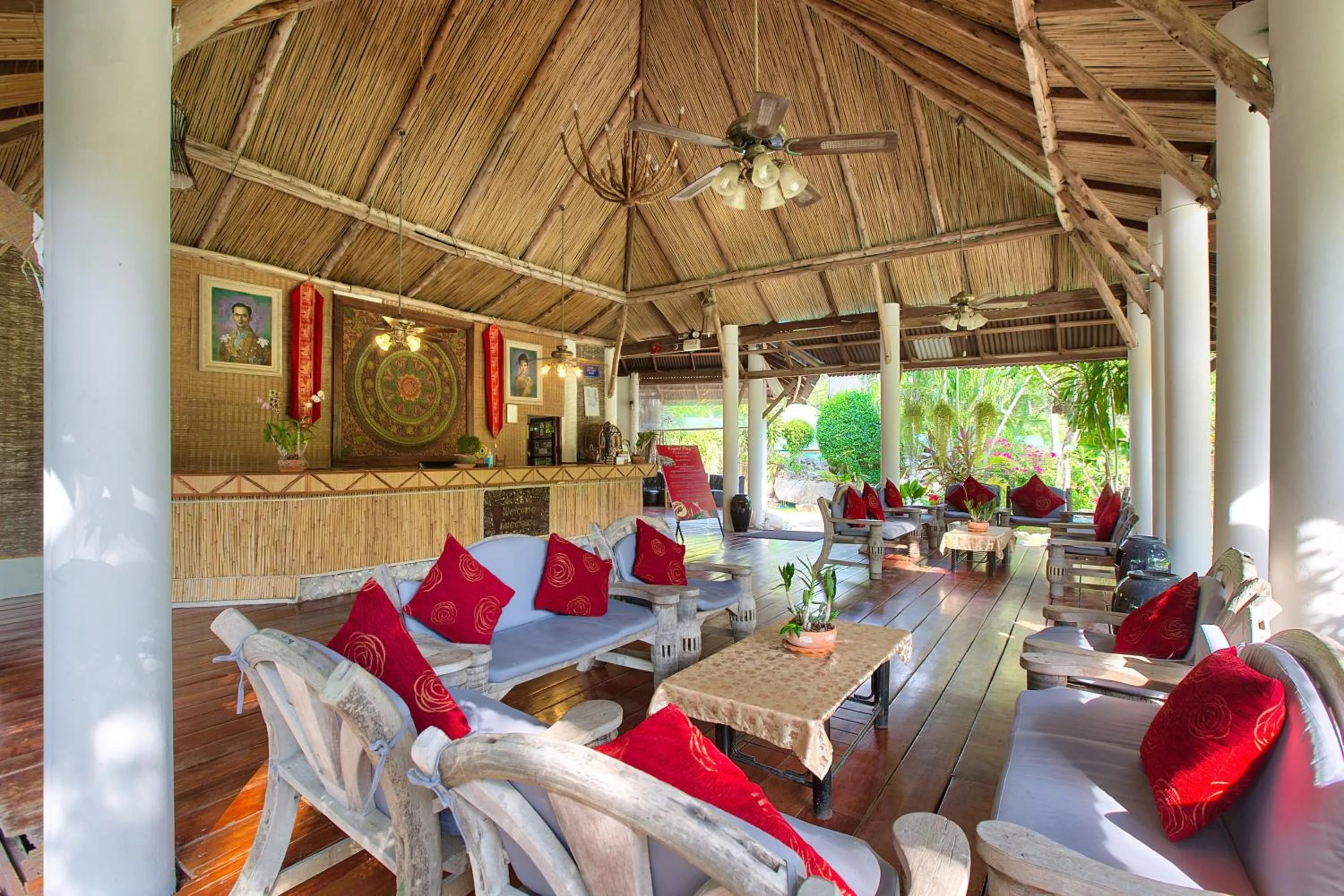Lobby or reception in Crystal Bay Yacht Club Beach Resort