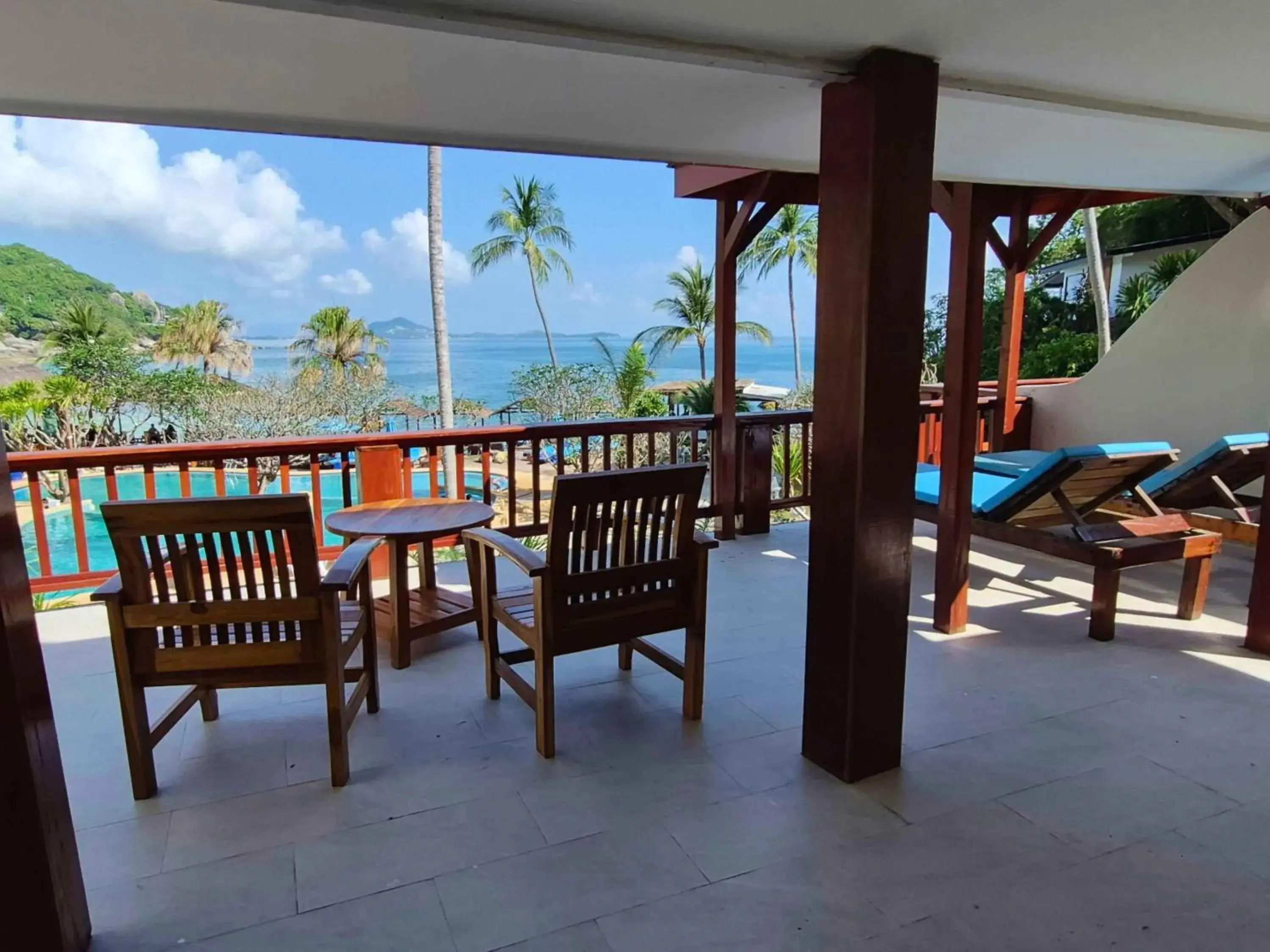 Deluxe Double Room with Balcony and Sea View in Crystal Bay Yacht Club Beach Resort Deluxe Double Room with Balcony and Sea View in Crystal Bay Yacht Club Beach Resort