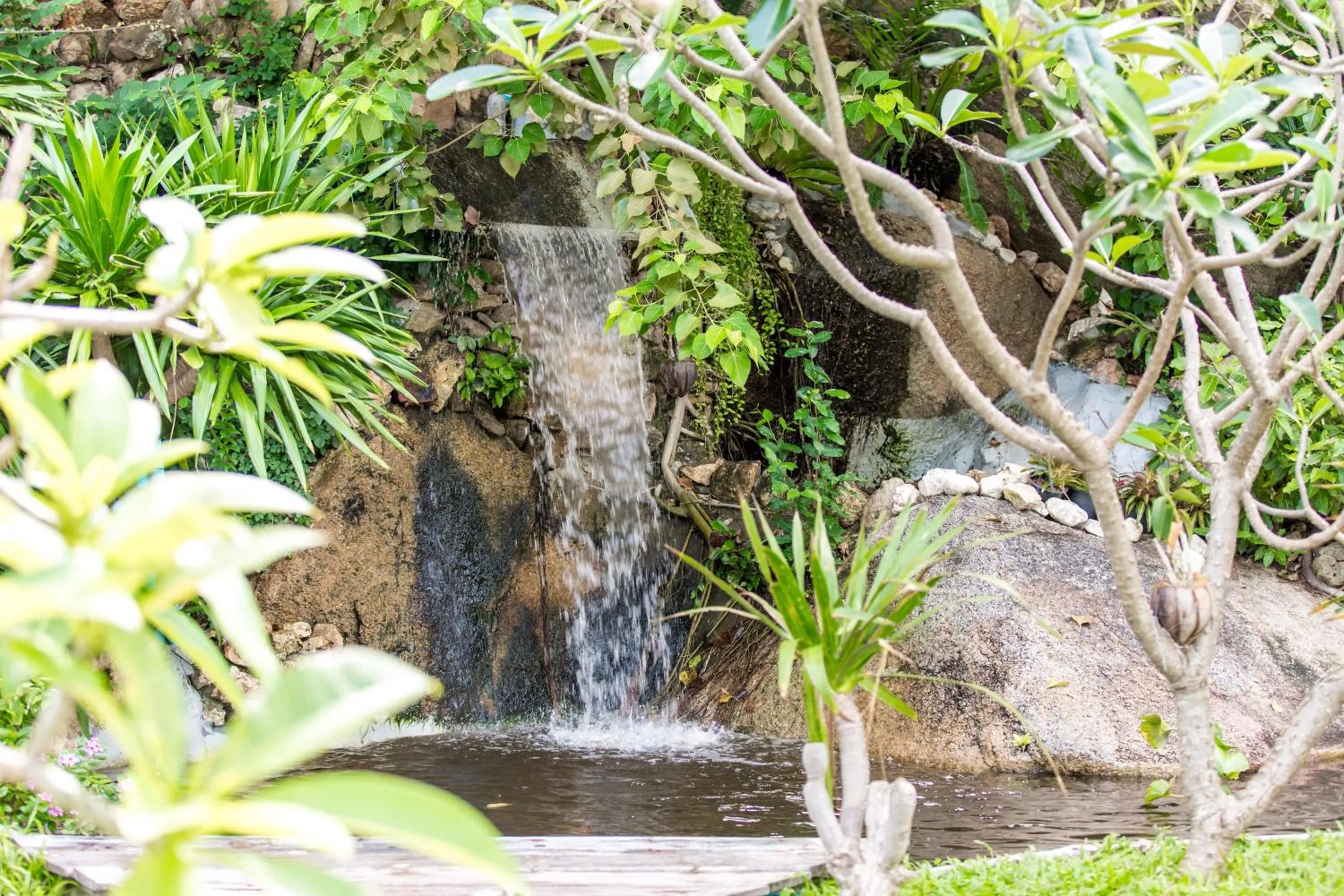 Decorative detail in Crystal Bay Yacht Club Beach Resort