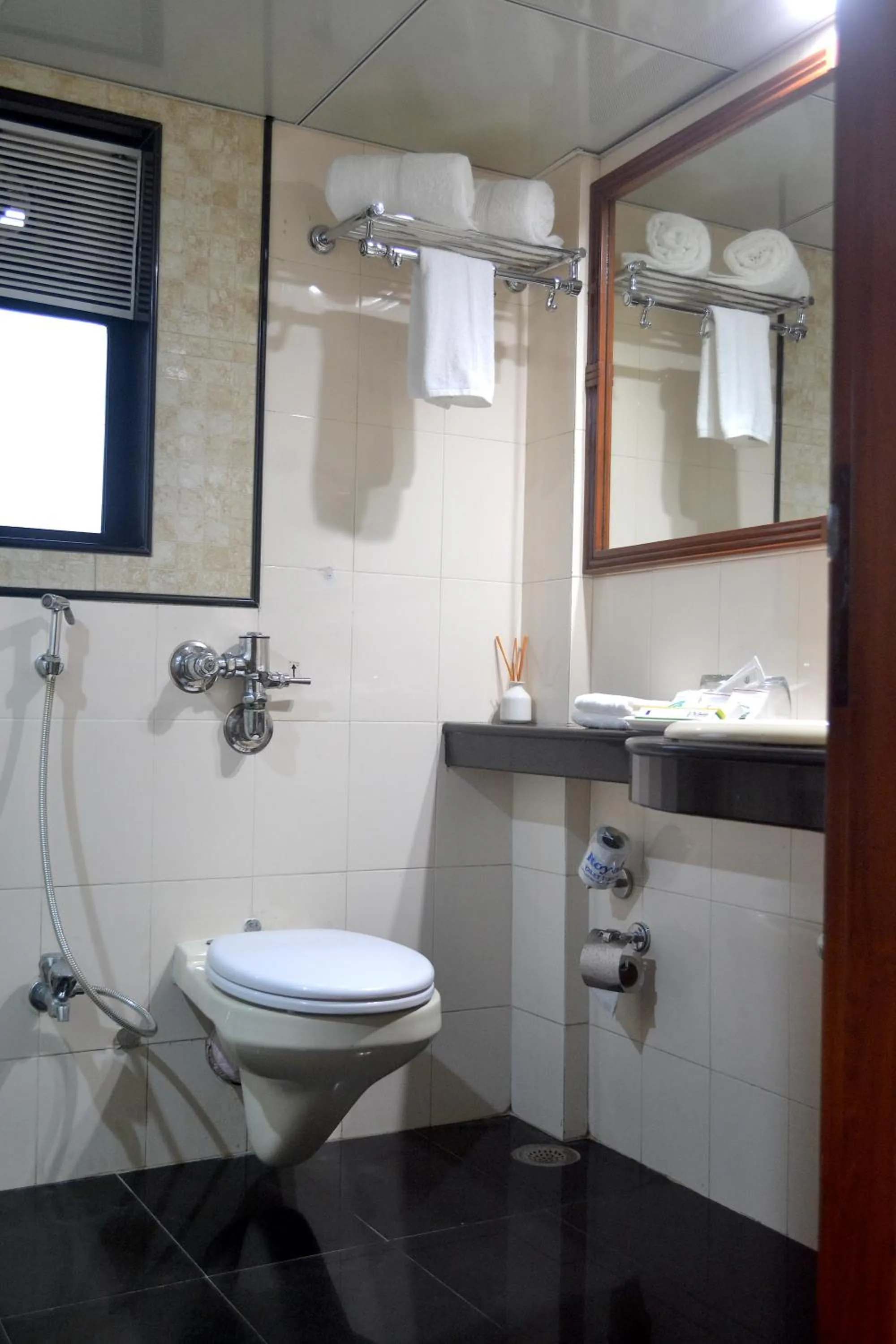 Bedroom in Regenta Place The Emerald