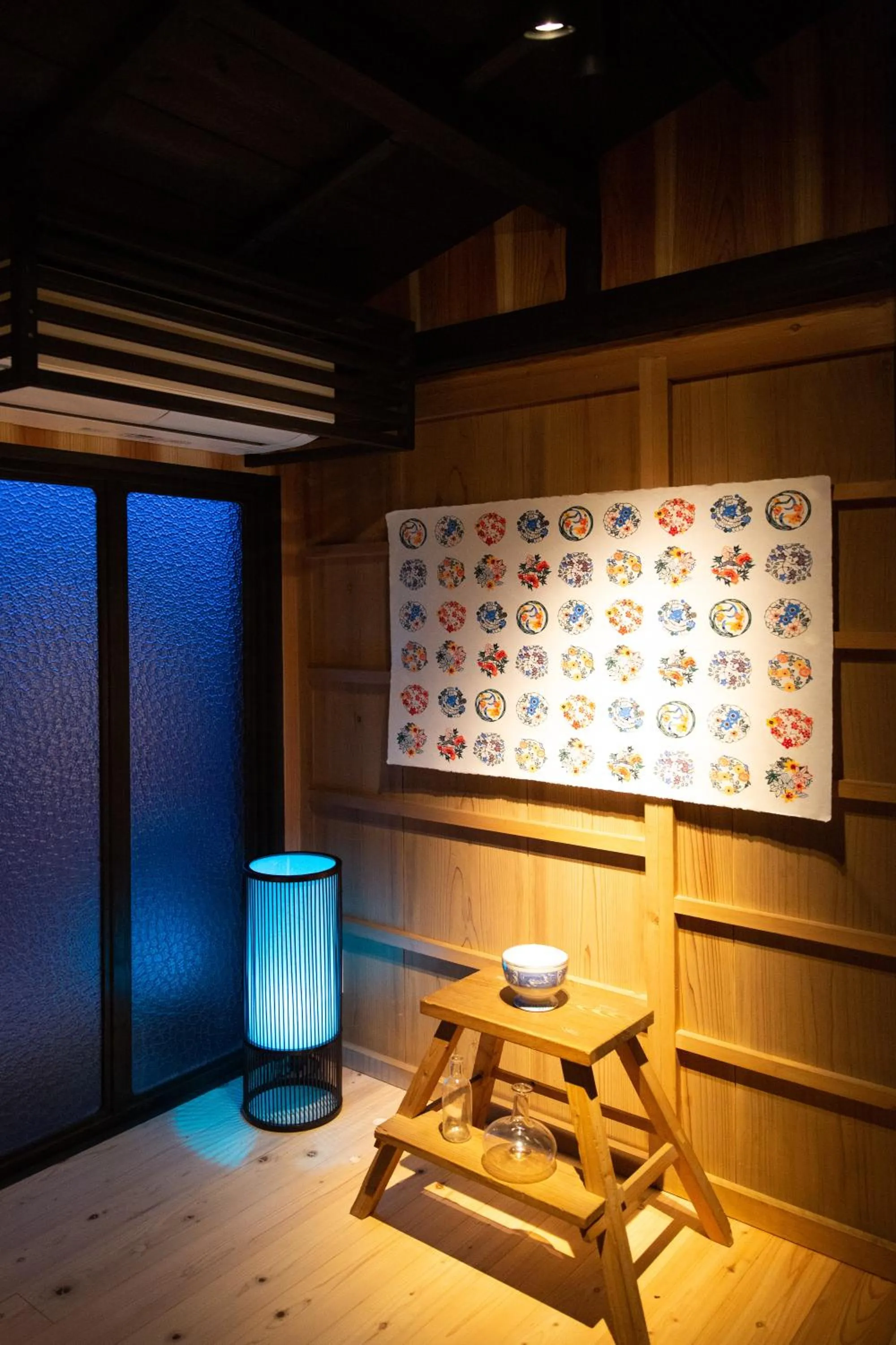 Living room in Nihon Iro