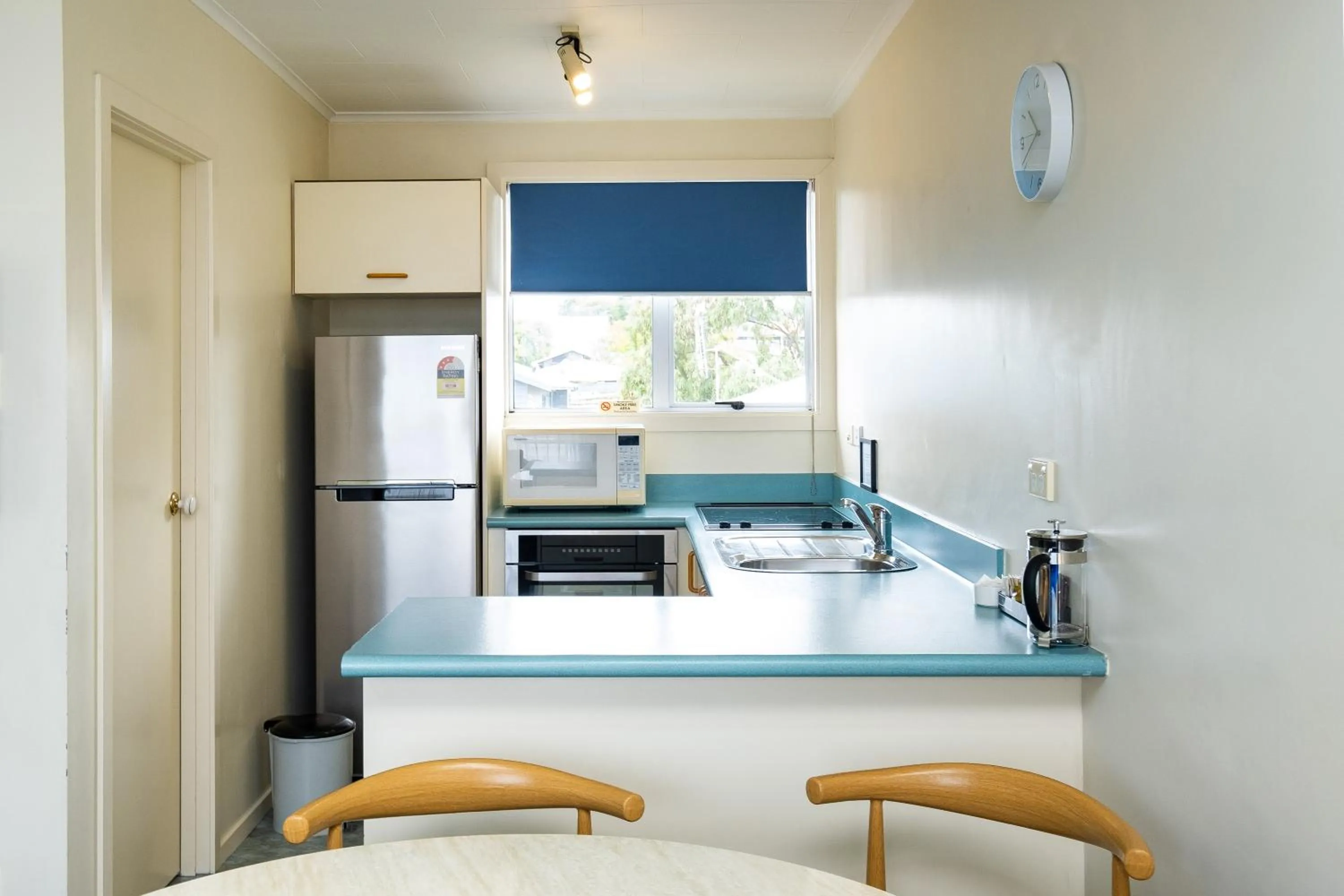 Kitchen or kitchenette in Chevron Motel