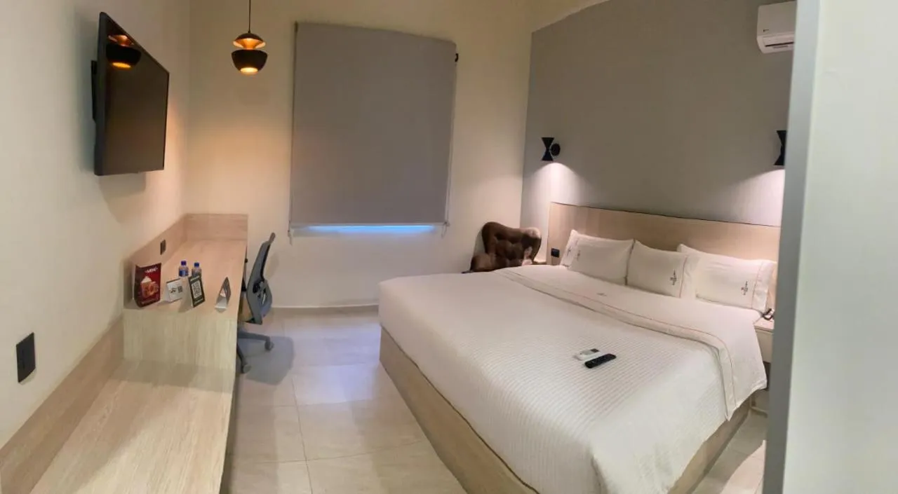 Bed in Hangar Inn Guadalajara Aeropuerto