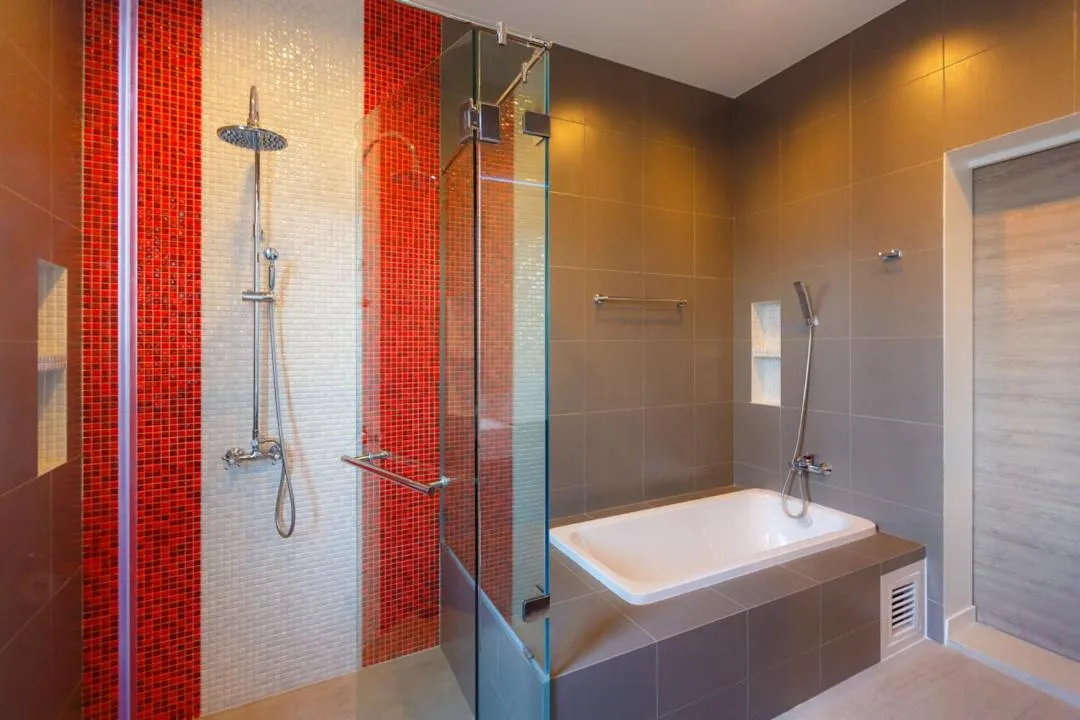 Shower in Hideaway Pool Villa S126