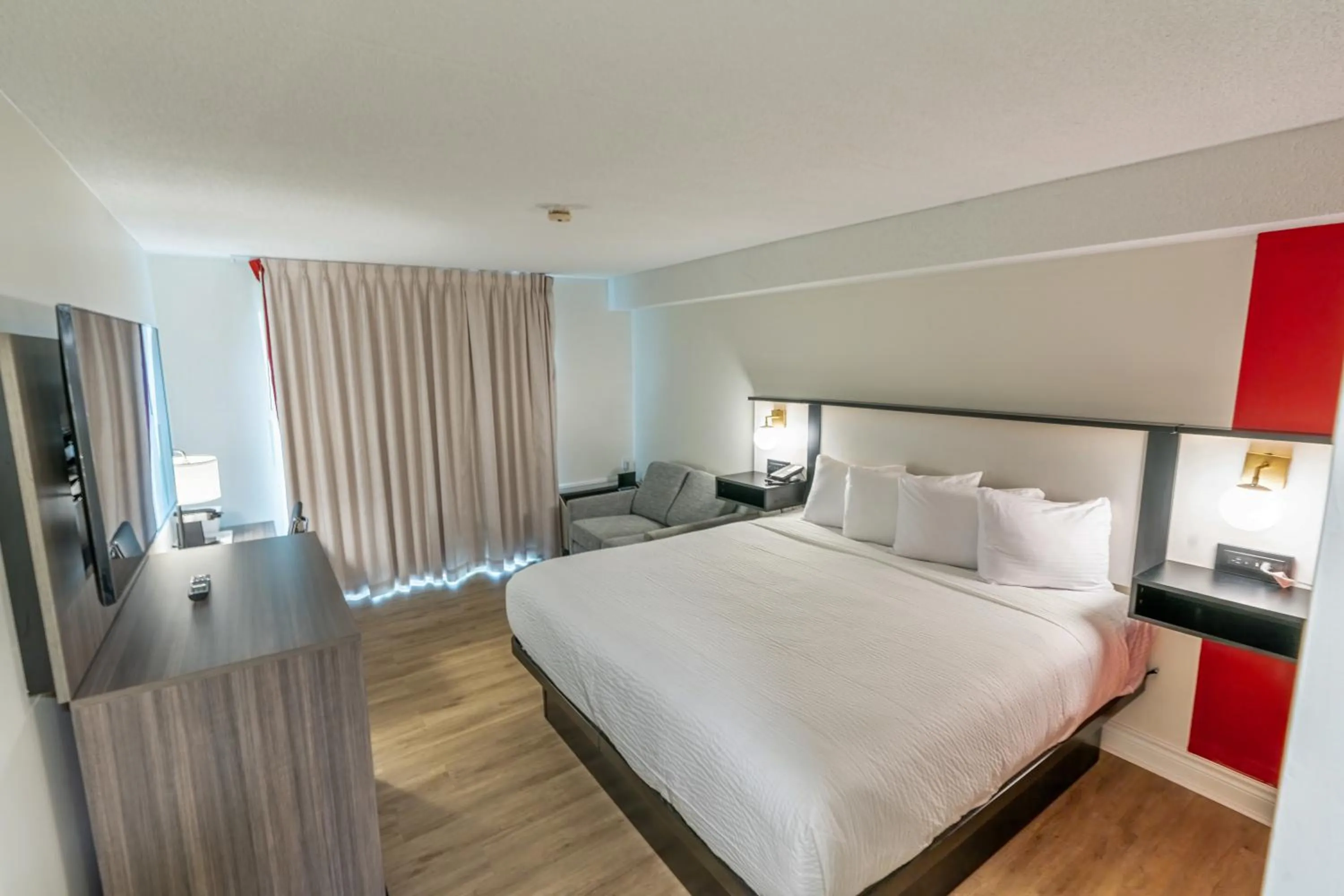 Bed in Maple Crest Inn