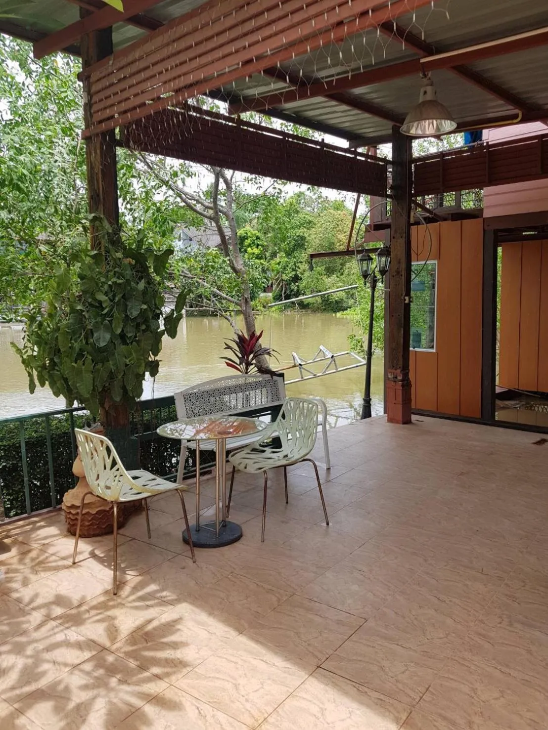 Patio in Nung Ni Bang Khon Thi Resort