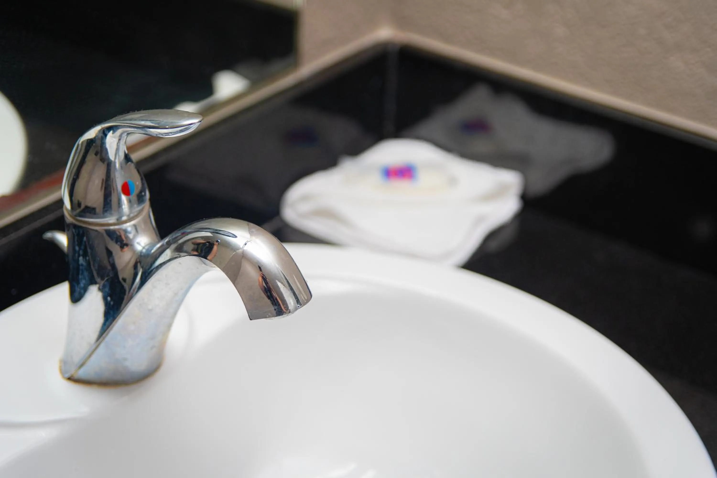 Bathroom in Studio 6-West Palm Beach, FL