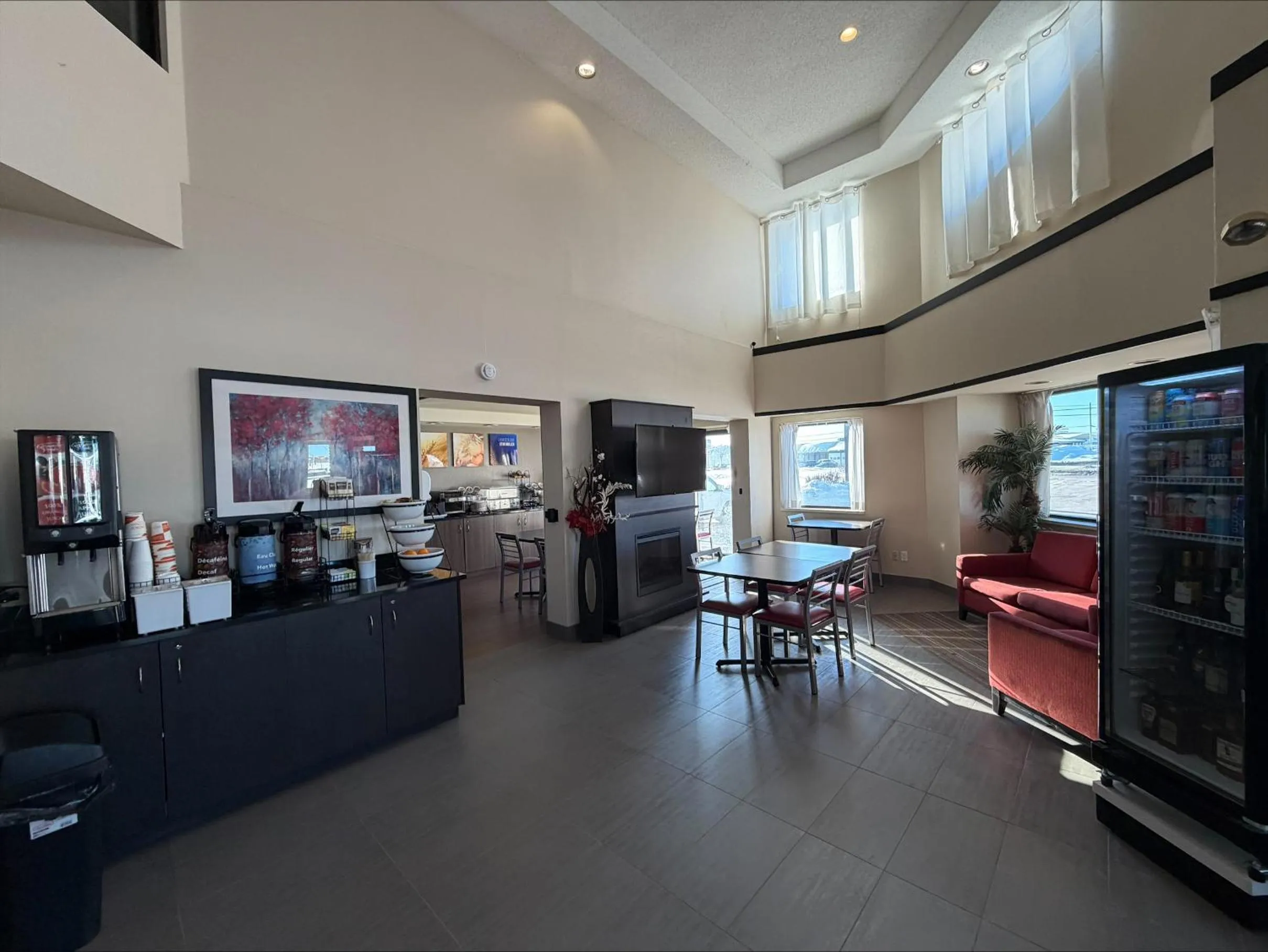 Lobby or reception in Comfort Inn Baie-Comeau