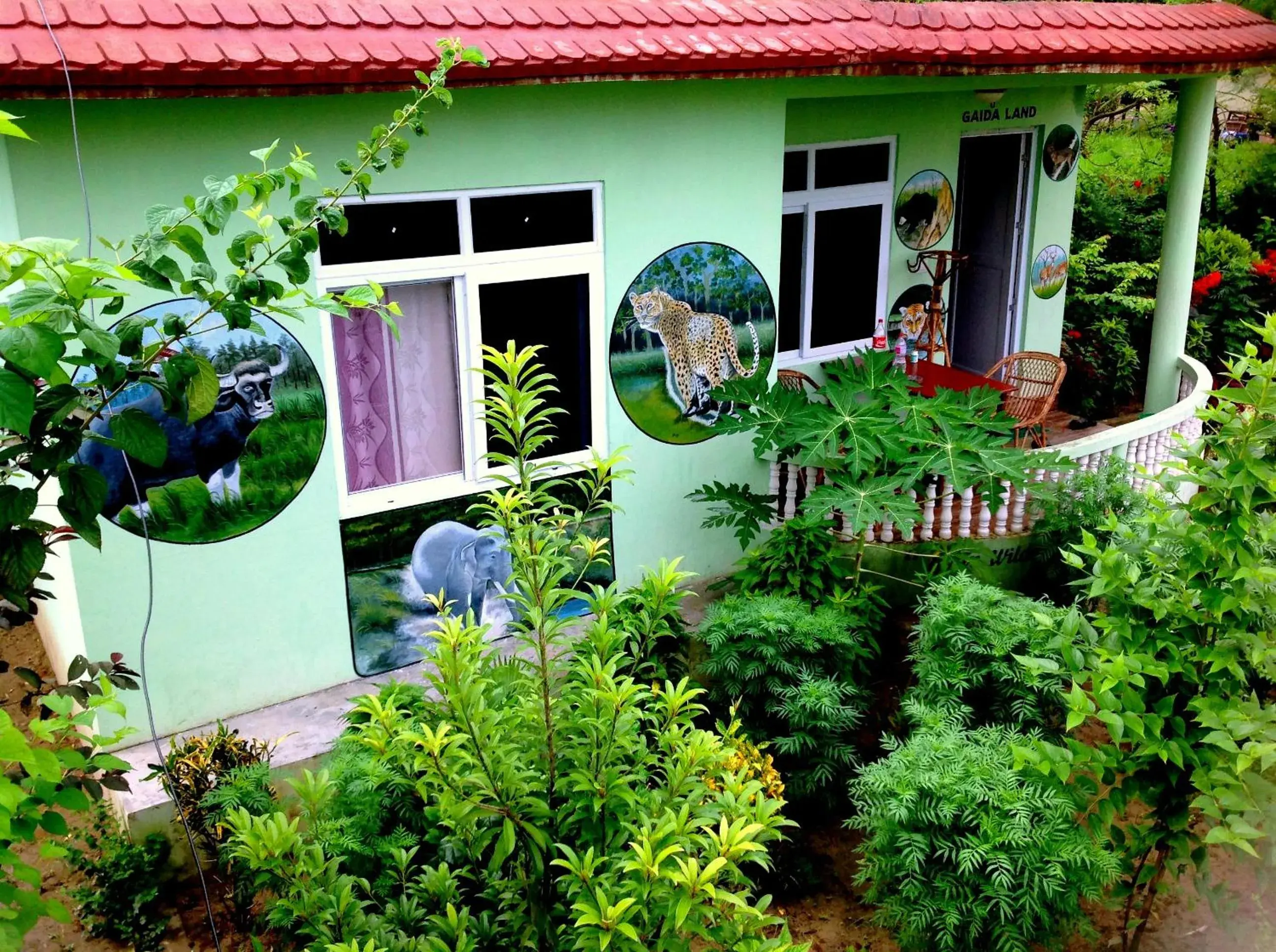 Family Room with Garden View in Hotel Rhino Land-Sauraha Family Home Family Room with Garden View in Hotel Rhino Land-Sauraha Family Home