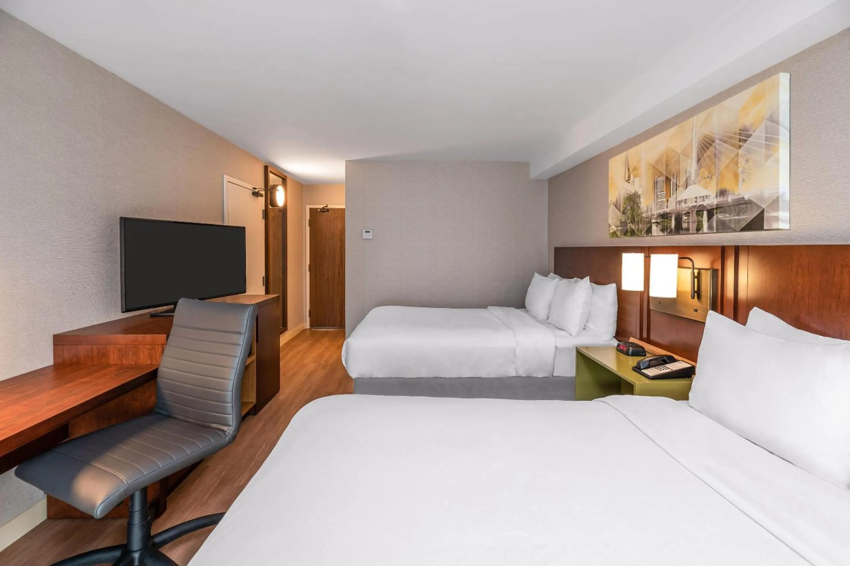 Bedroom, Bed in Comfort Inn South Shore