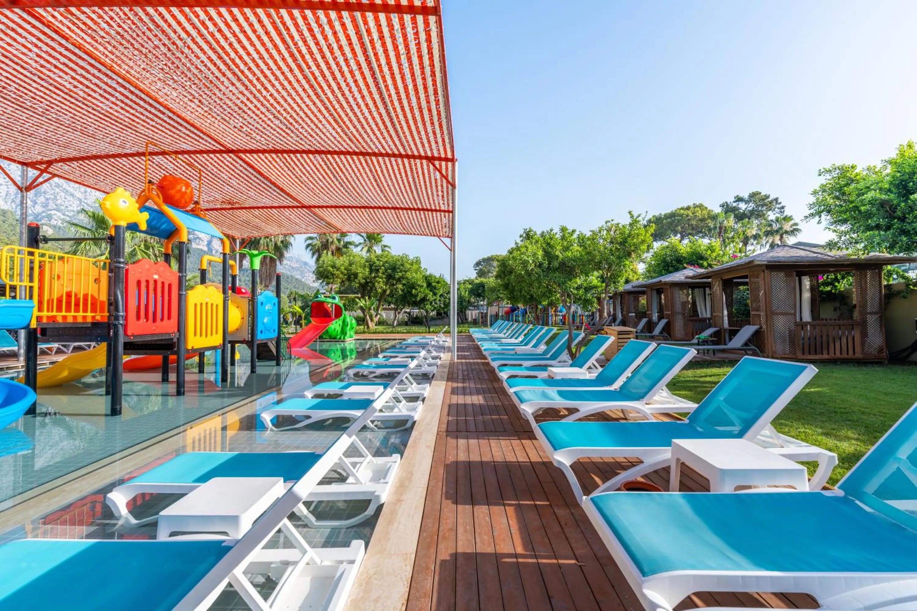 Swimming pool in Dosinia Luxury Resort-Ultra All Inclusive