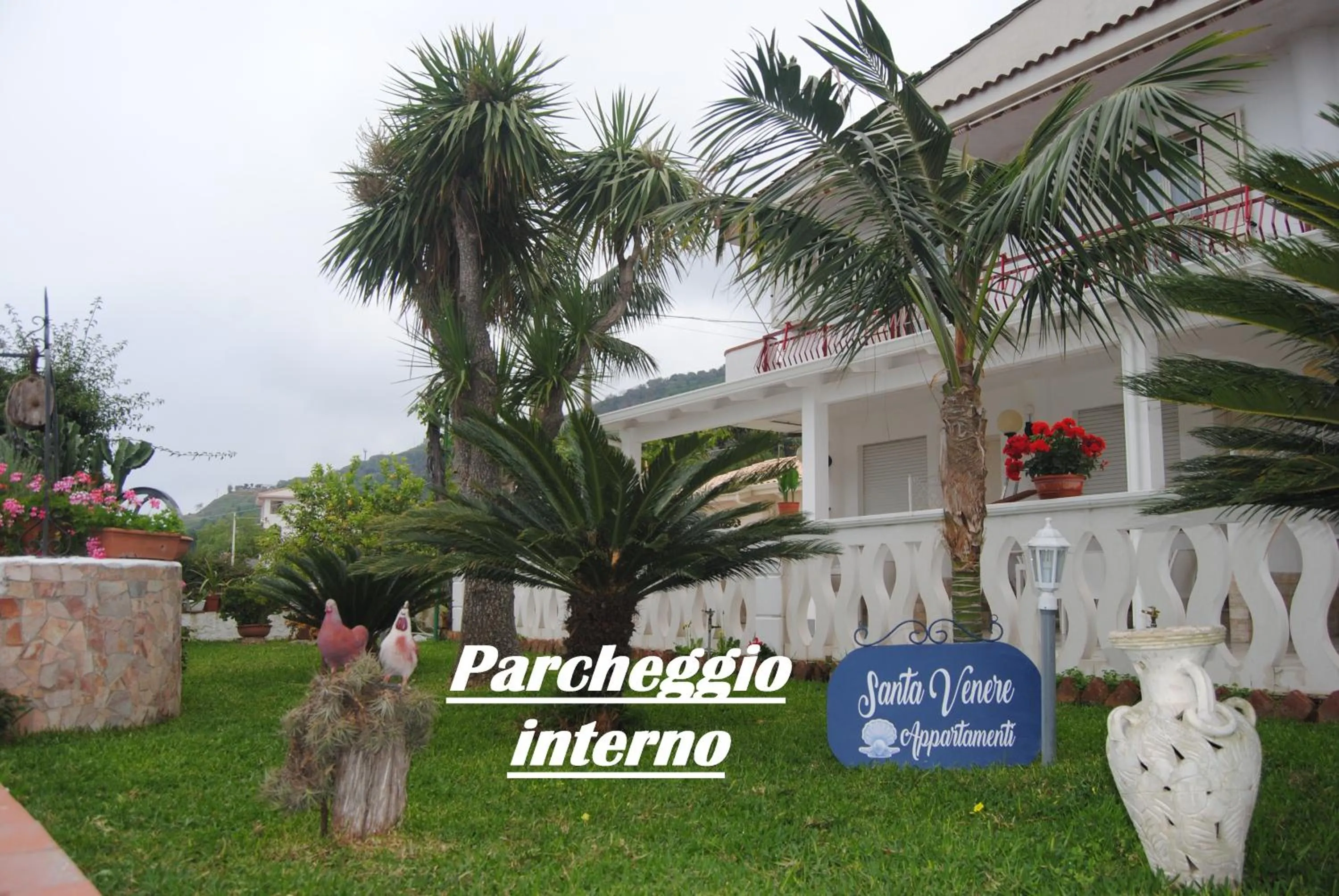 Property building in SANTA VENERE Apartments "PARCHEGGIO interno MOTO-AUTO" Ricarica auto Elettriche