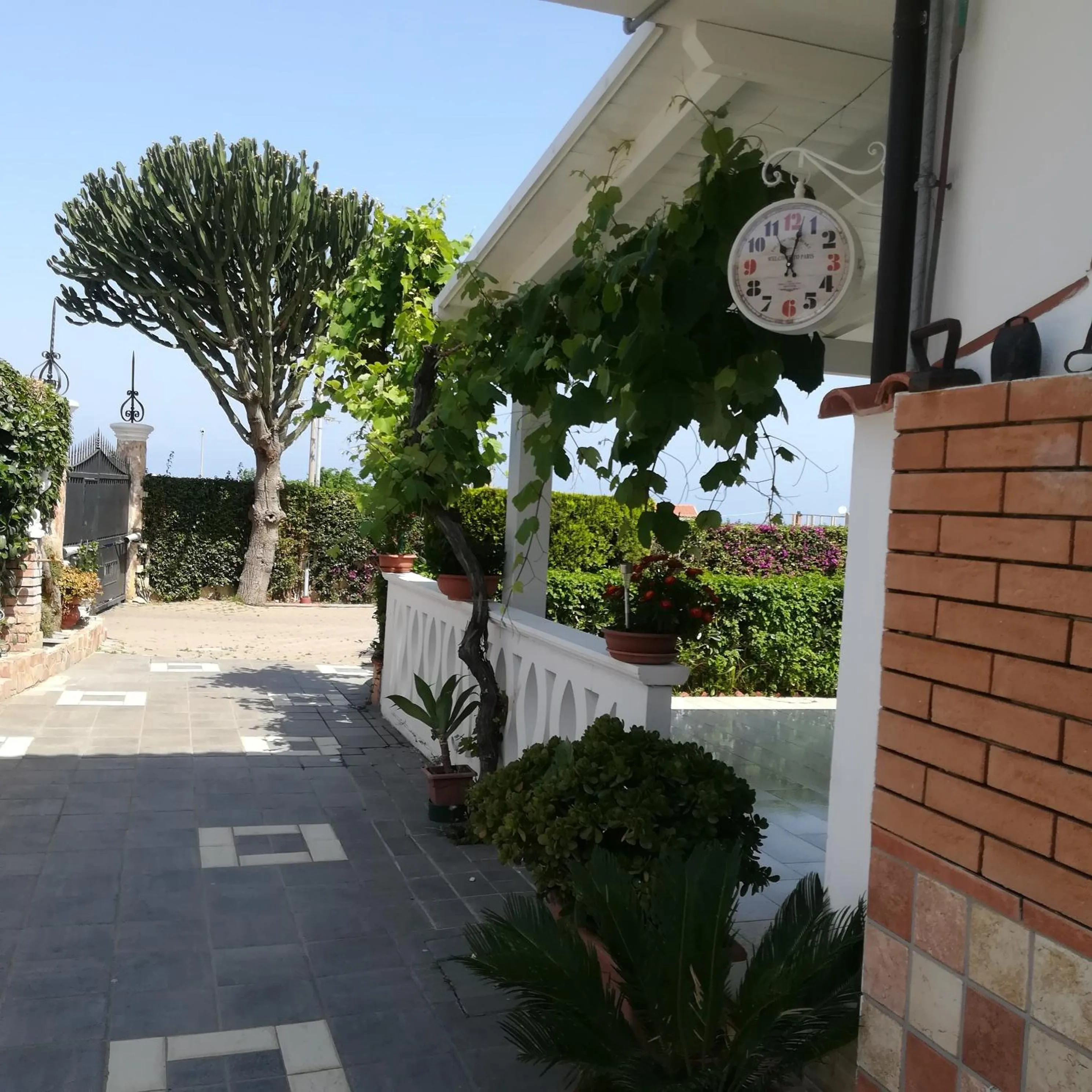 Day in SANTA VENERE Apartments "PARCHEGGIO interno MOTO-AUTO" Ricarica auto Elettriche