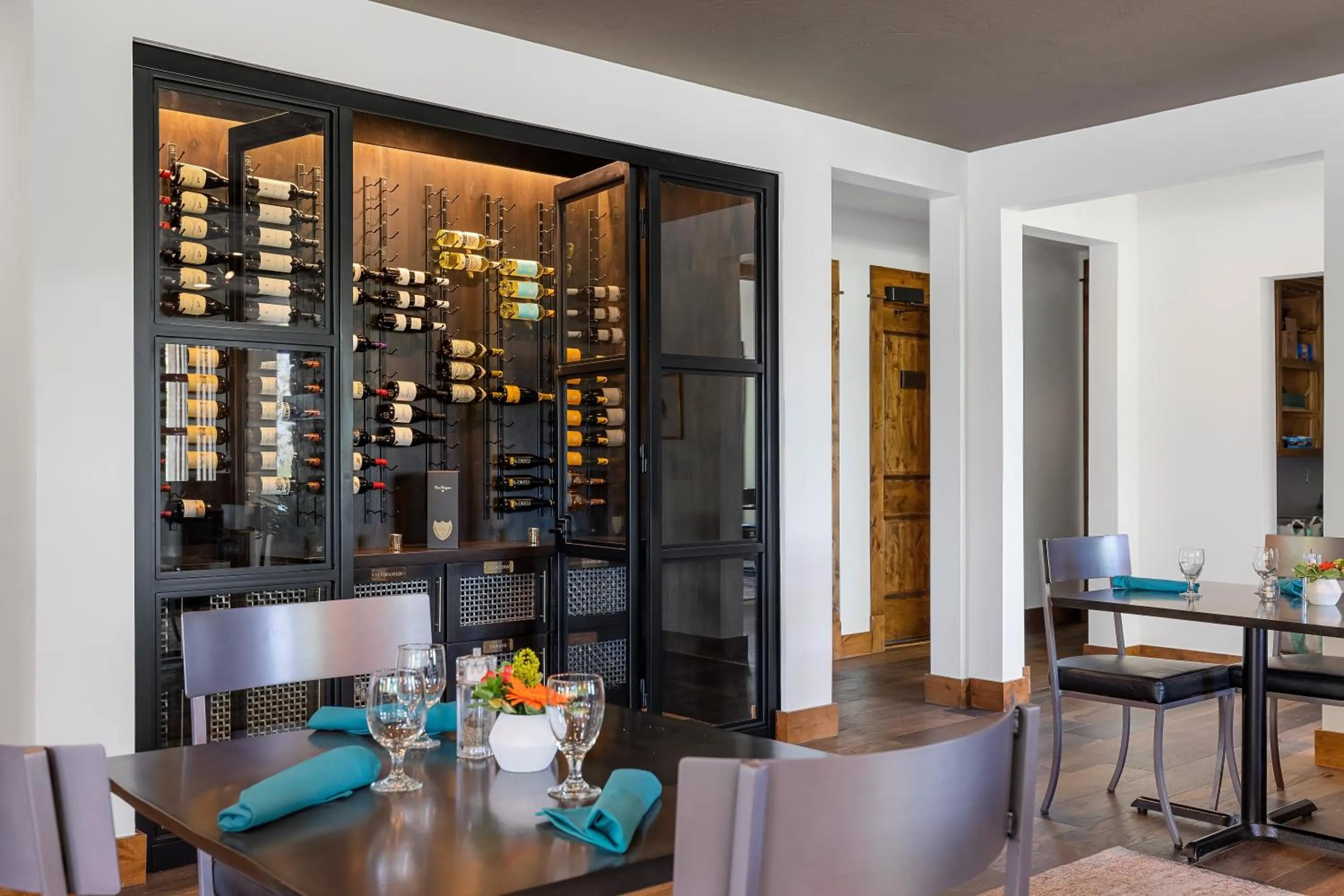 Dining area in The Lodge at Bronze Buffalo Ranch