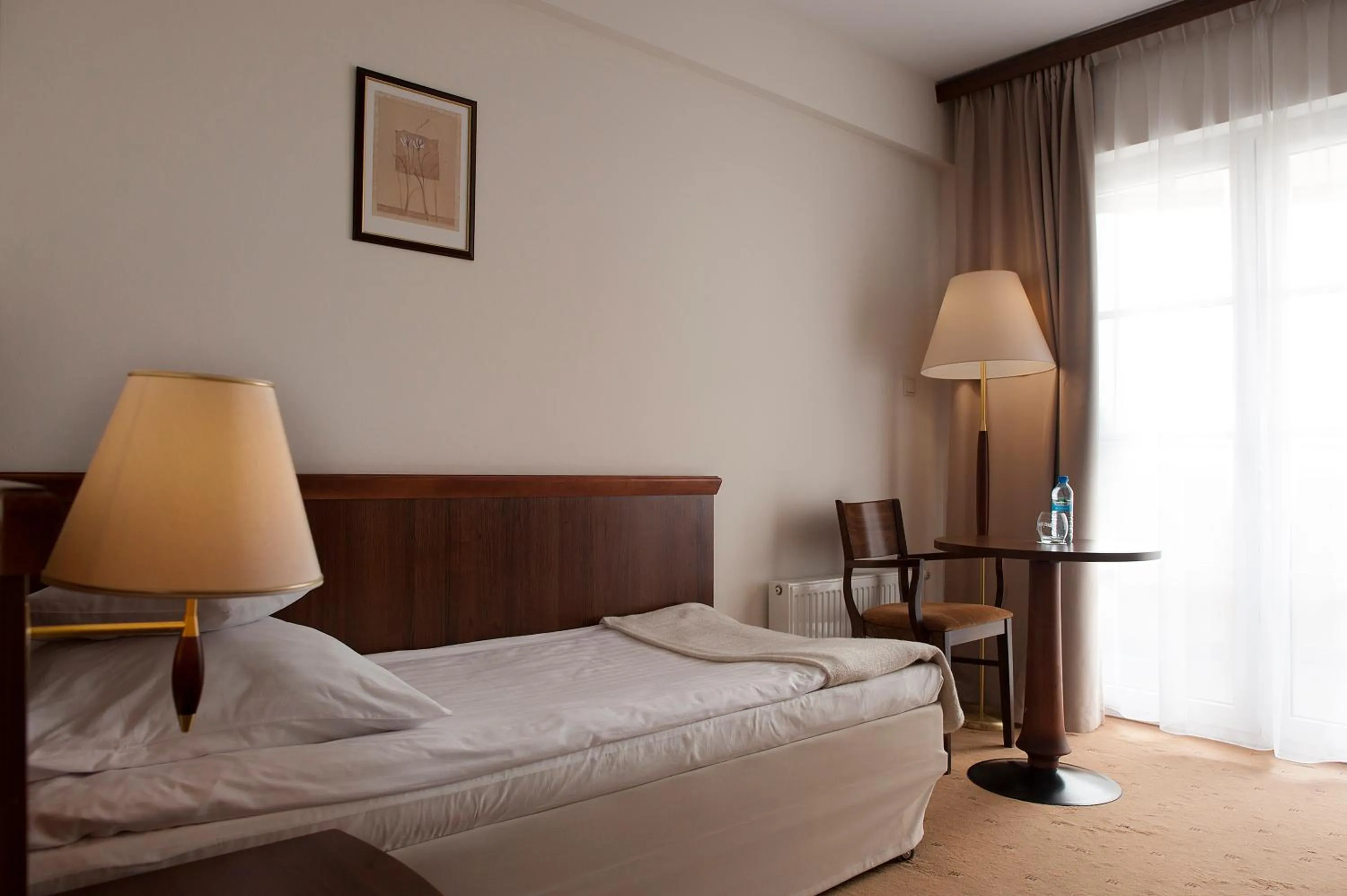 Photo of the whole room, Bed in Hotel Edison Poznań Lotnisko Ławica