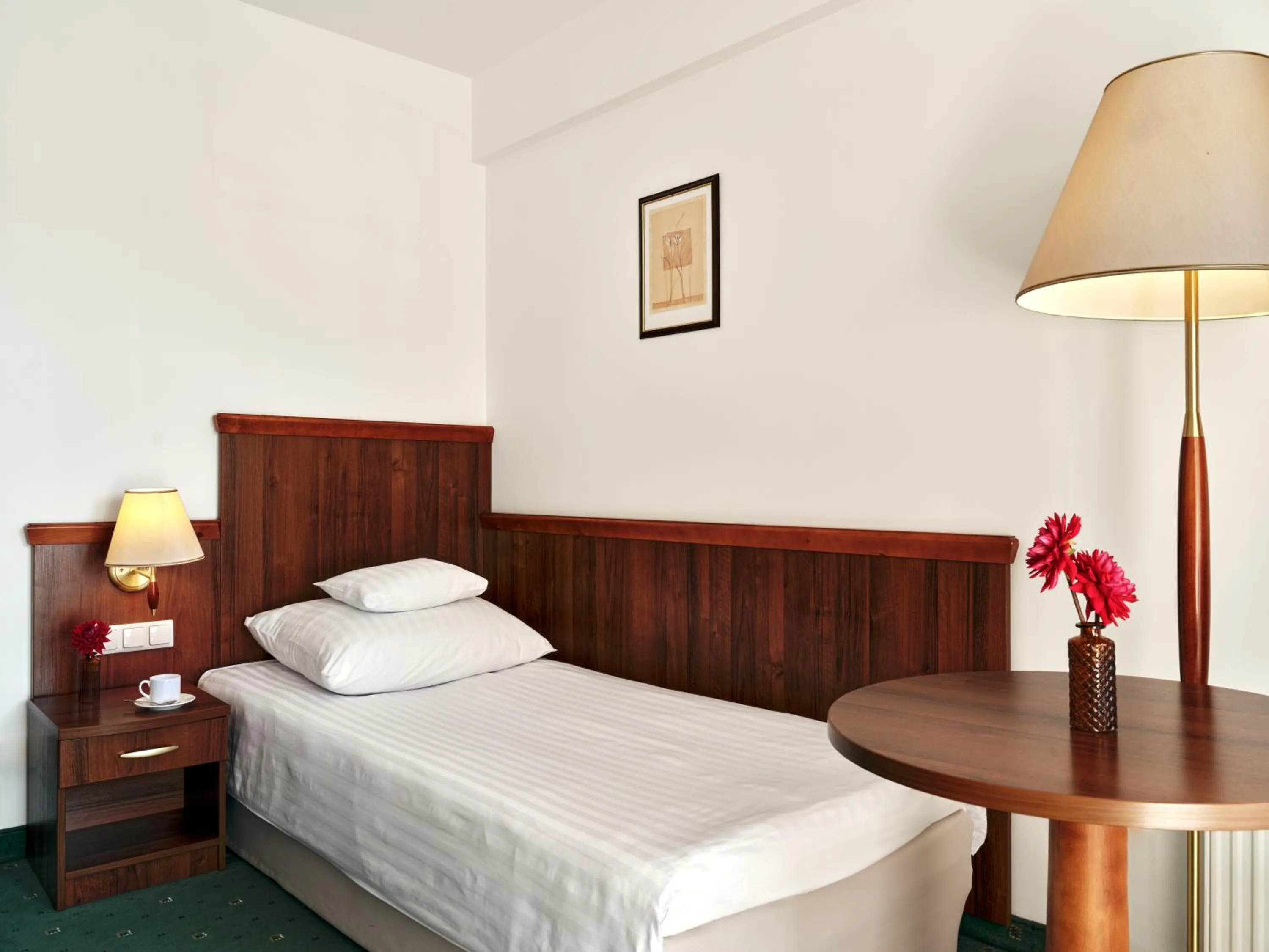 Bed in Hotel Edison Poznań Lotnisko Ławica