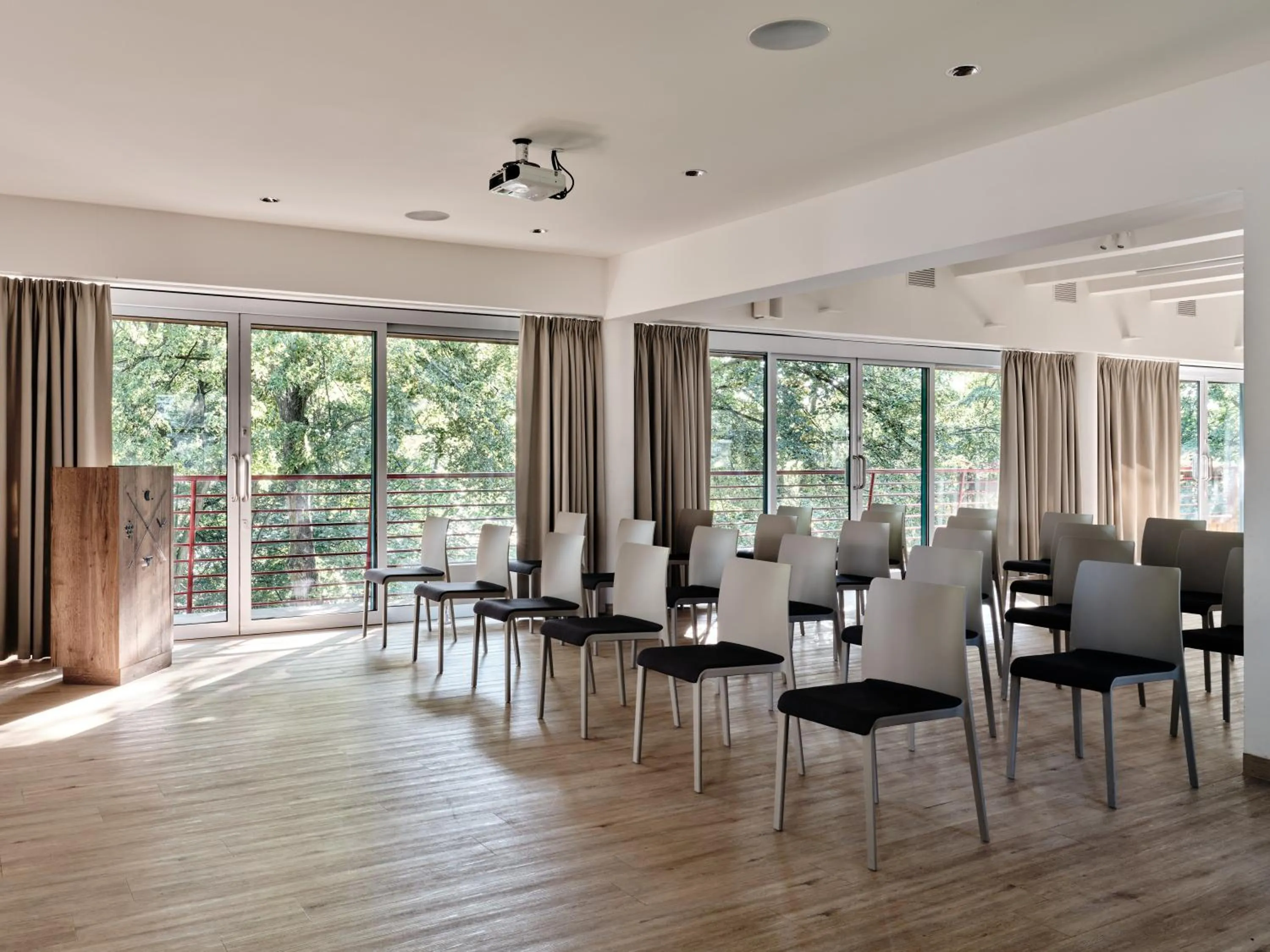 Business facilities in Hotel Edison Poznań Lotnisko Ławica