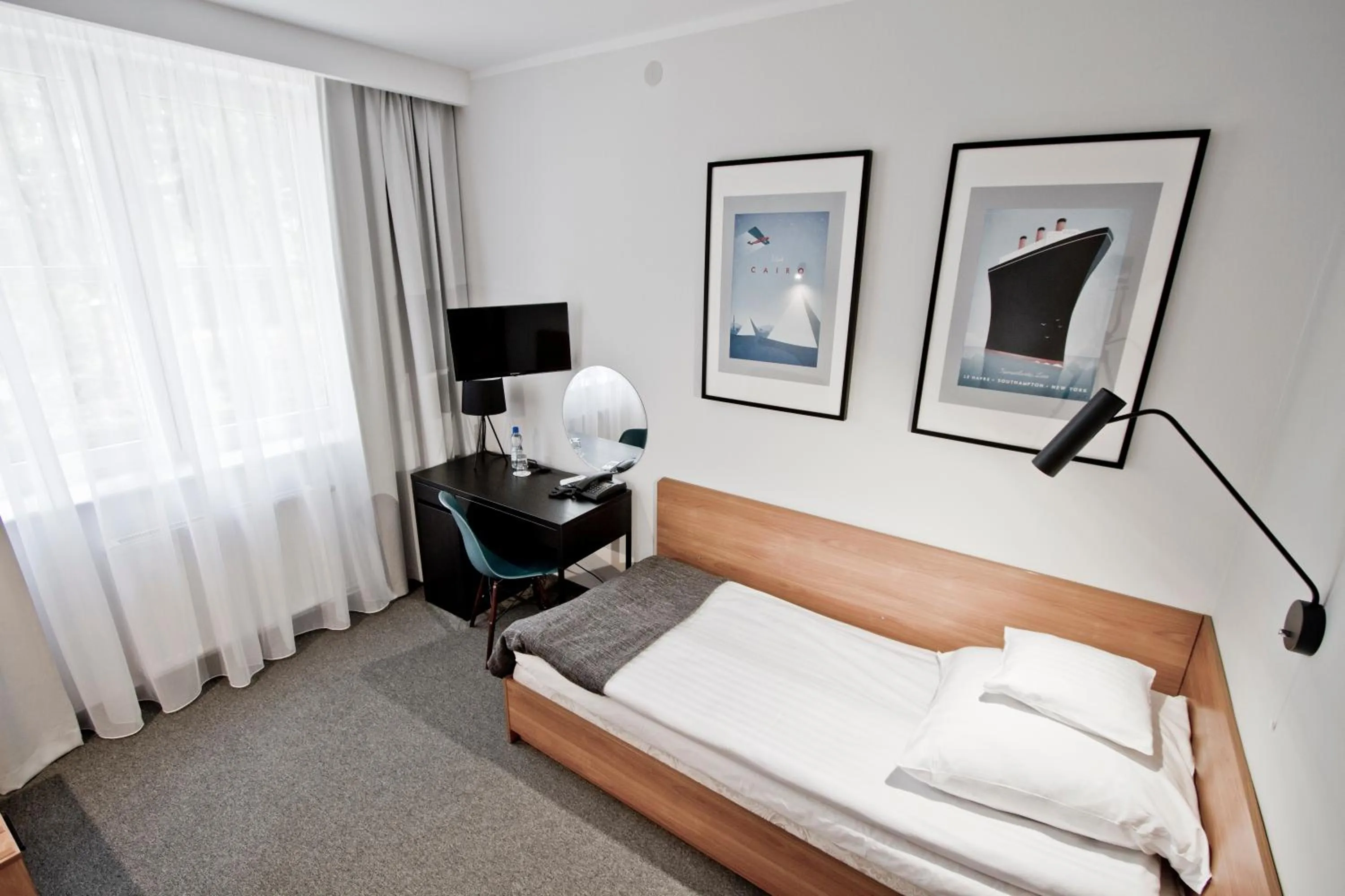 Standard Single Room with Sofa Bed - single occupancy in Best Western Hotel Edison