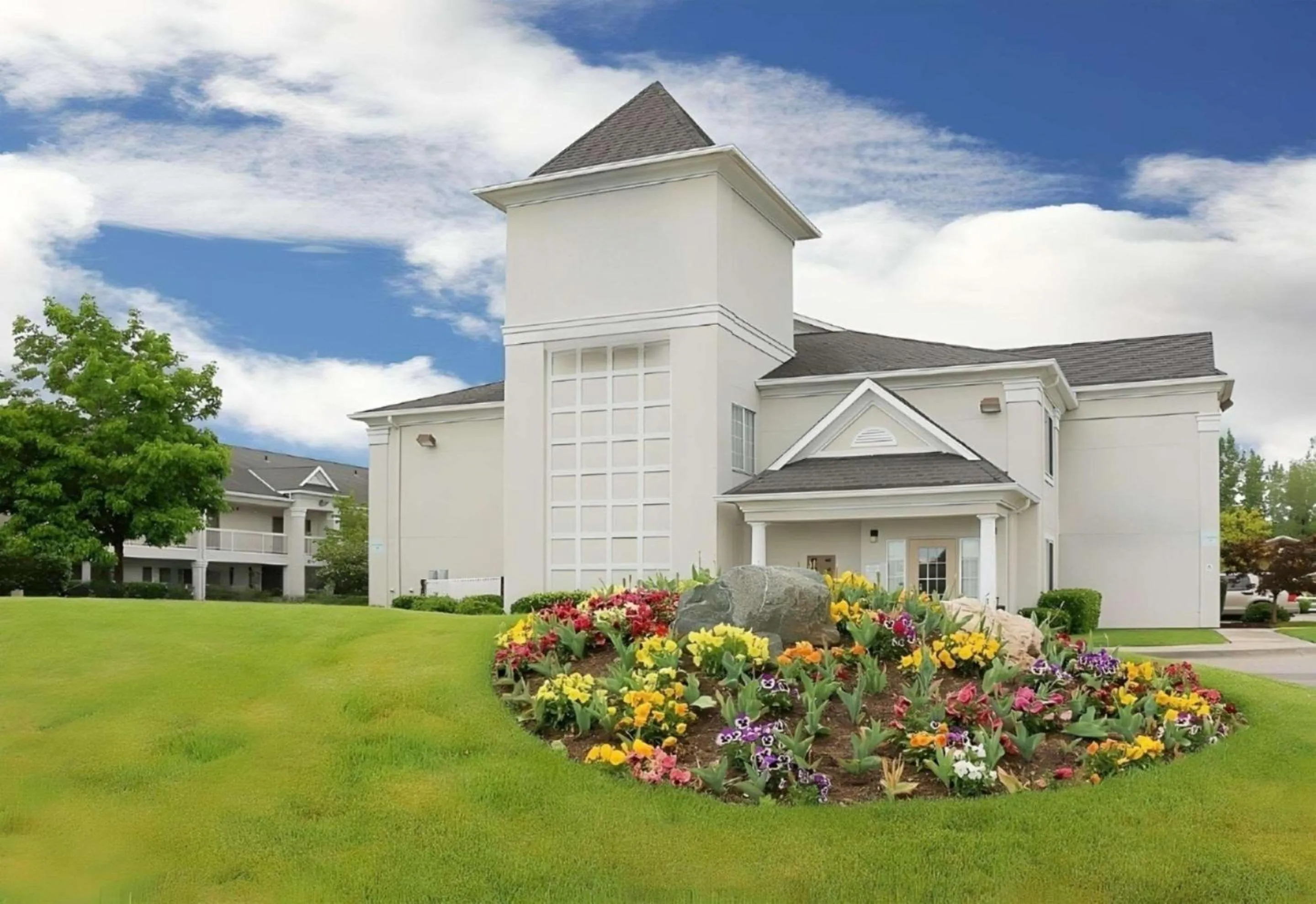 Property building in Econo Lodge Murray