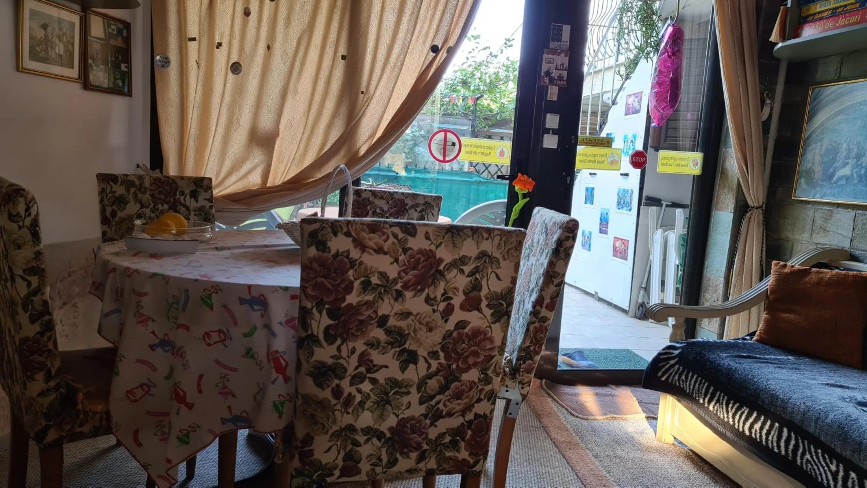 Breakfast in Villa George - Family Holidays