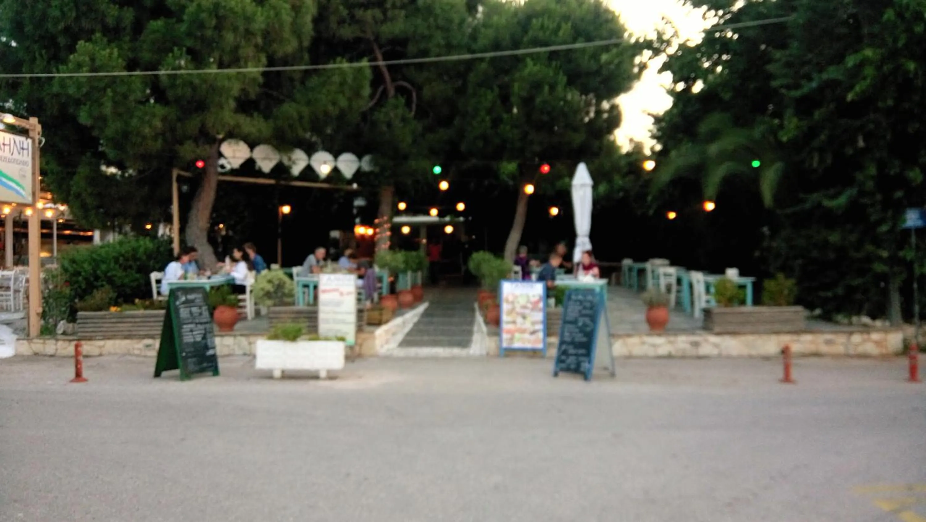 Dinner in Villa George - Family Holidays