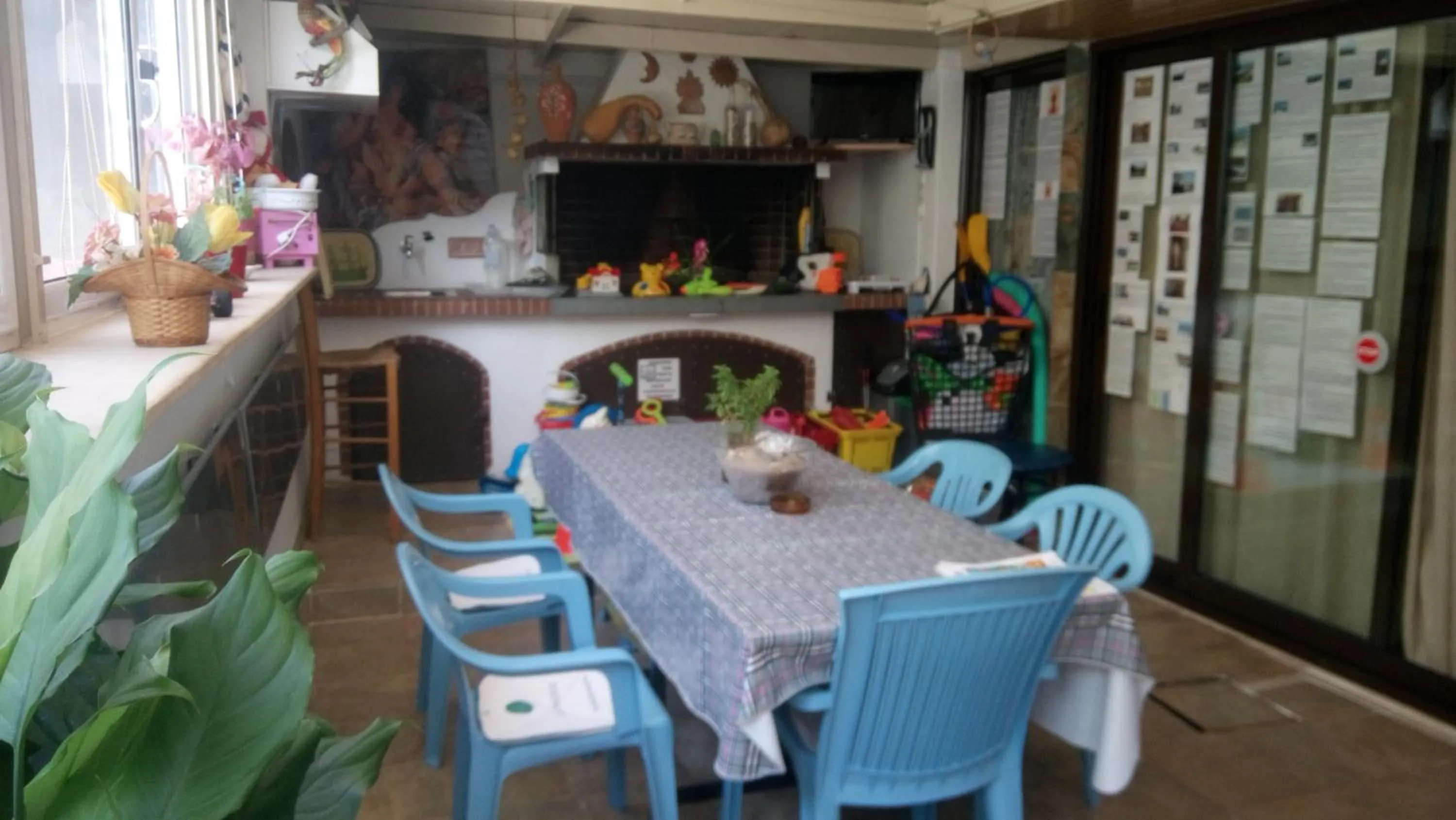 BBQ facilities in Villa George - Family Holidays
