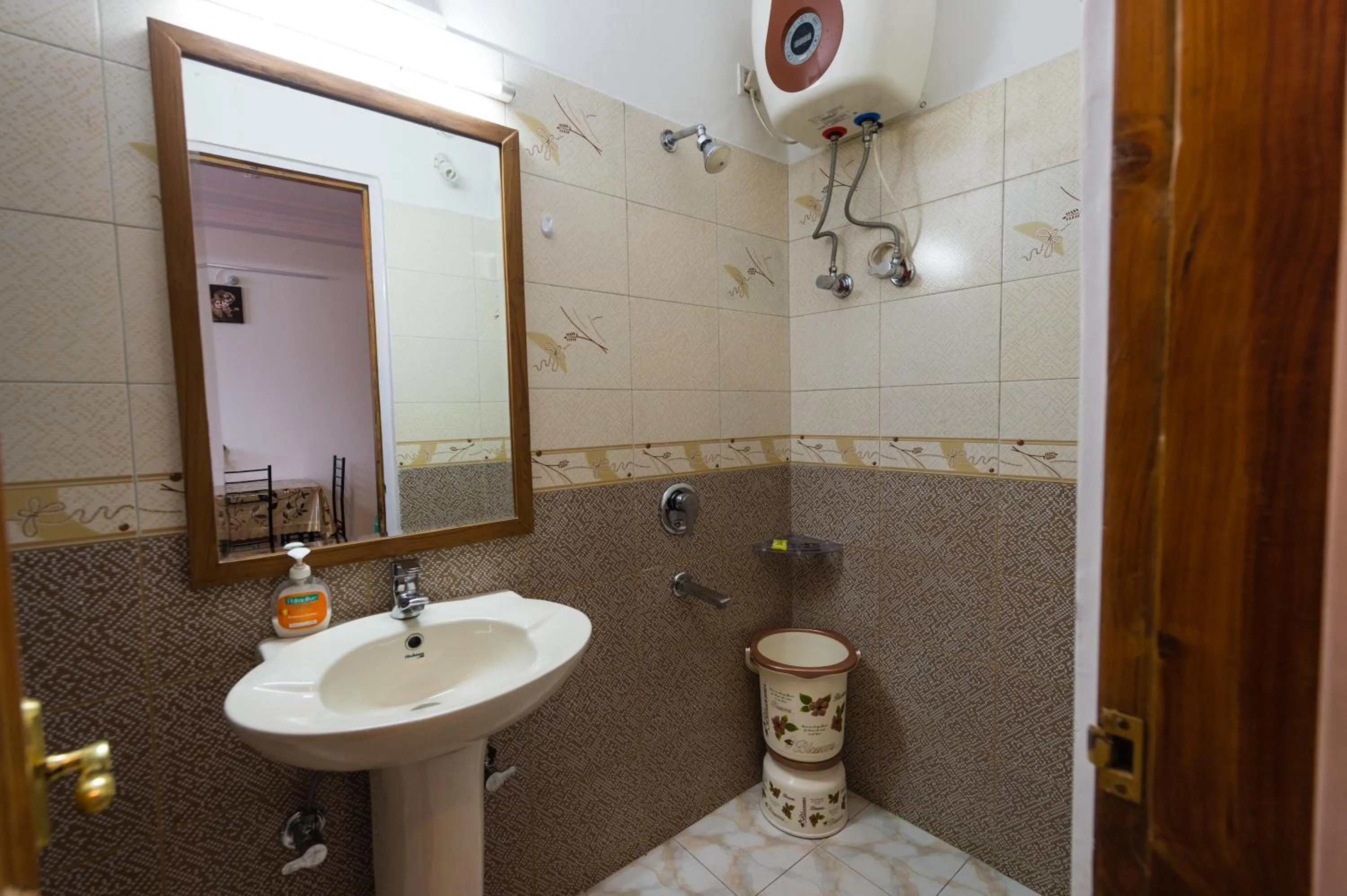 Bathroom in The Thistle Lodge
