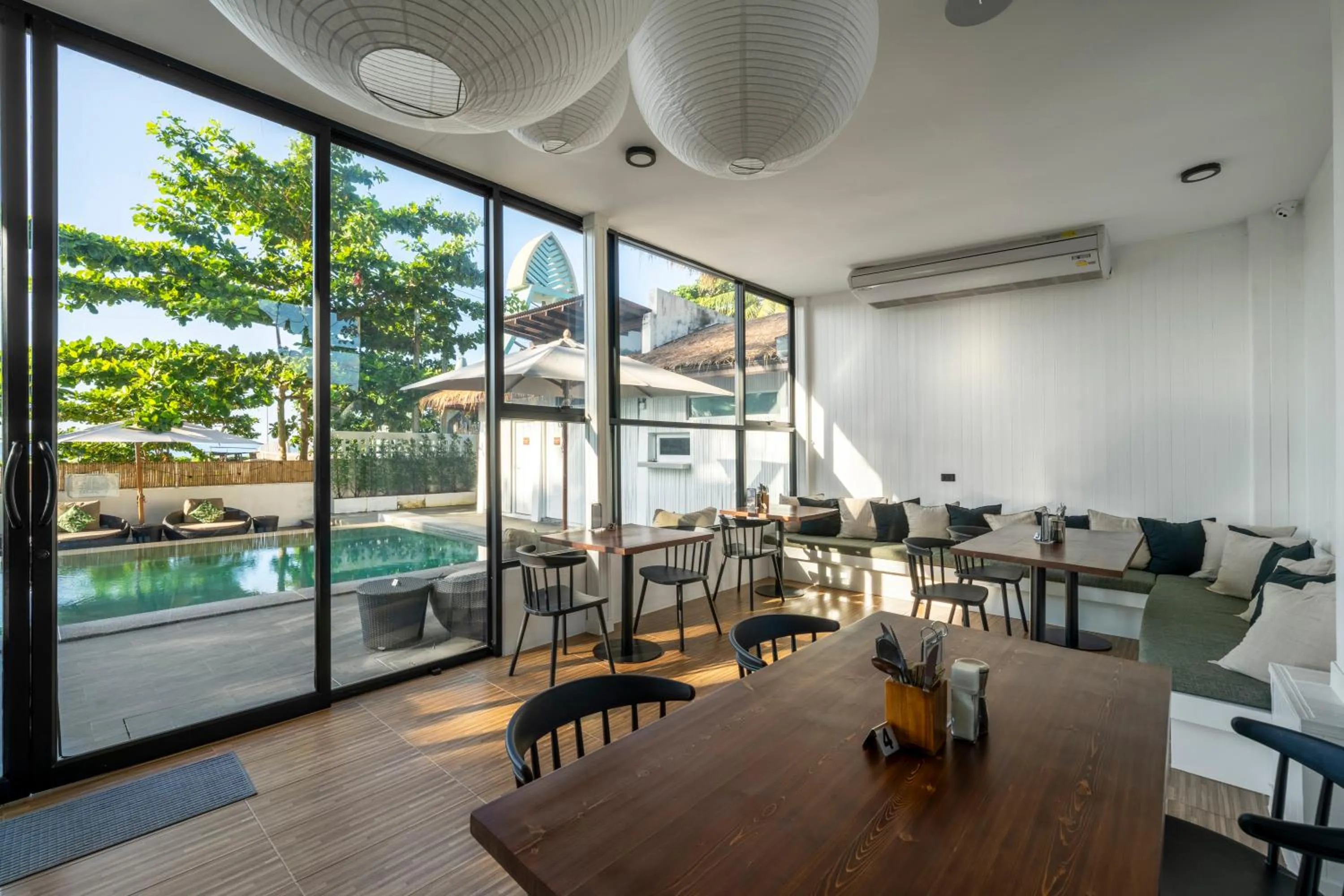 Breakfast in Zara Beach Resort Koh Samui