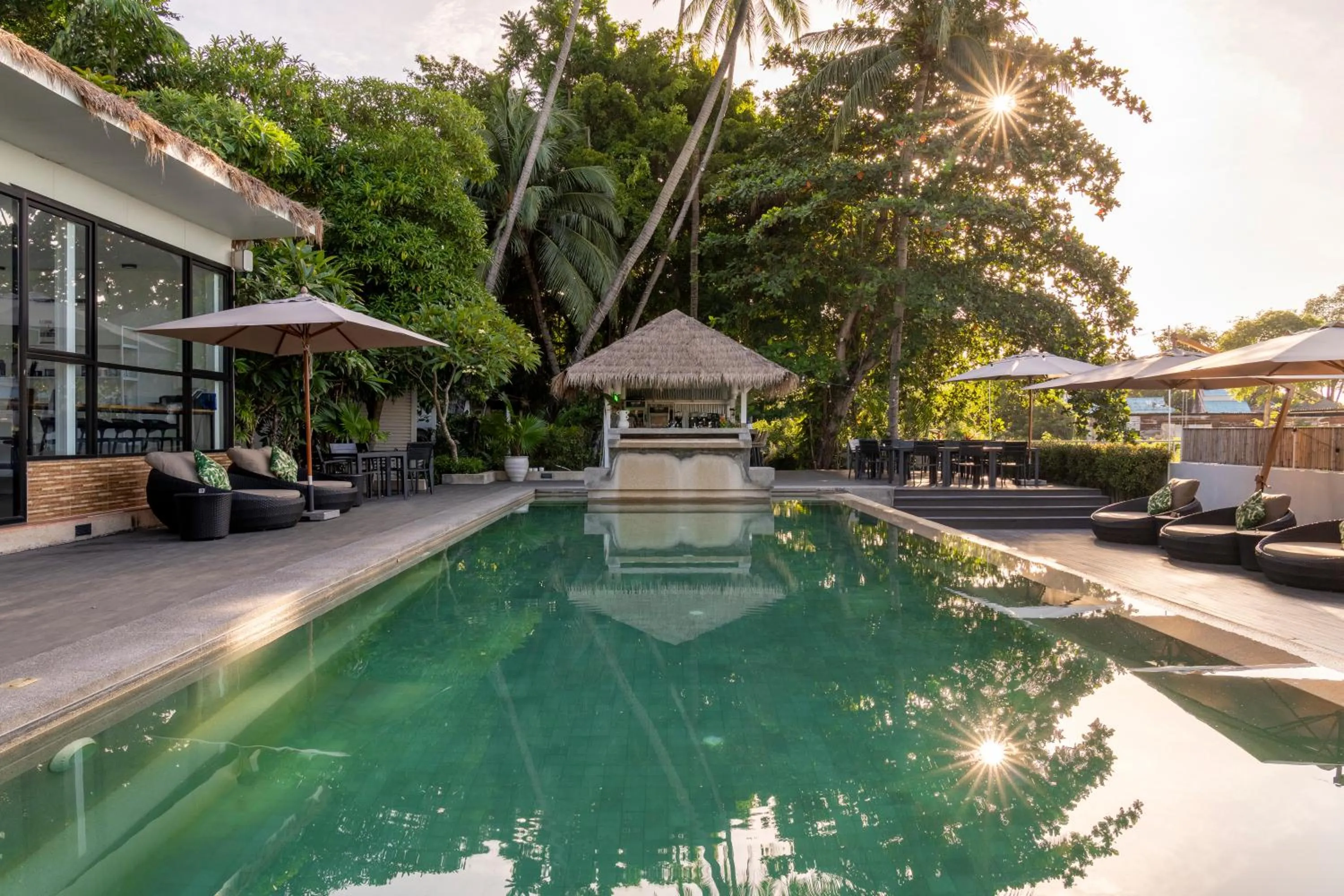 Property building in Zara Beach Resort Koh Samui