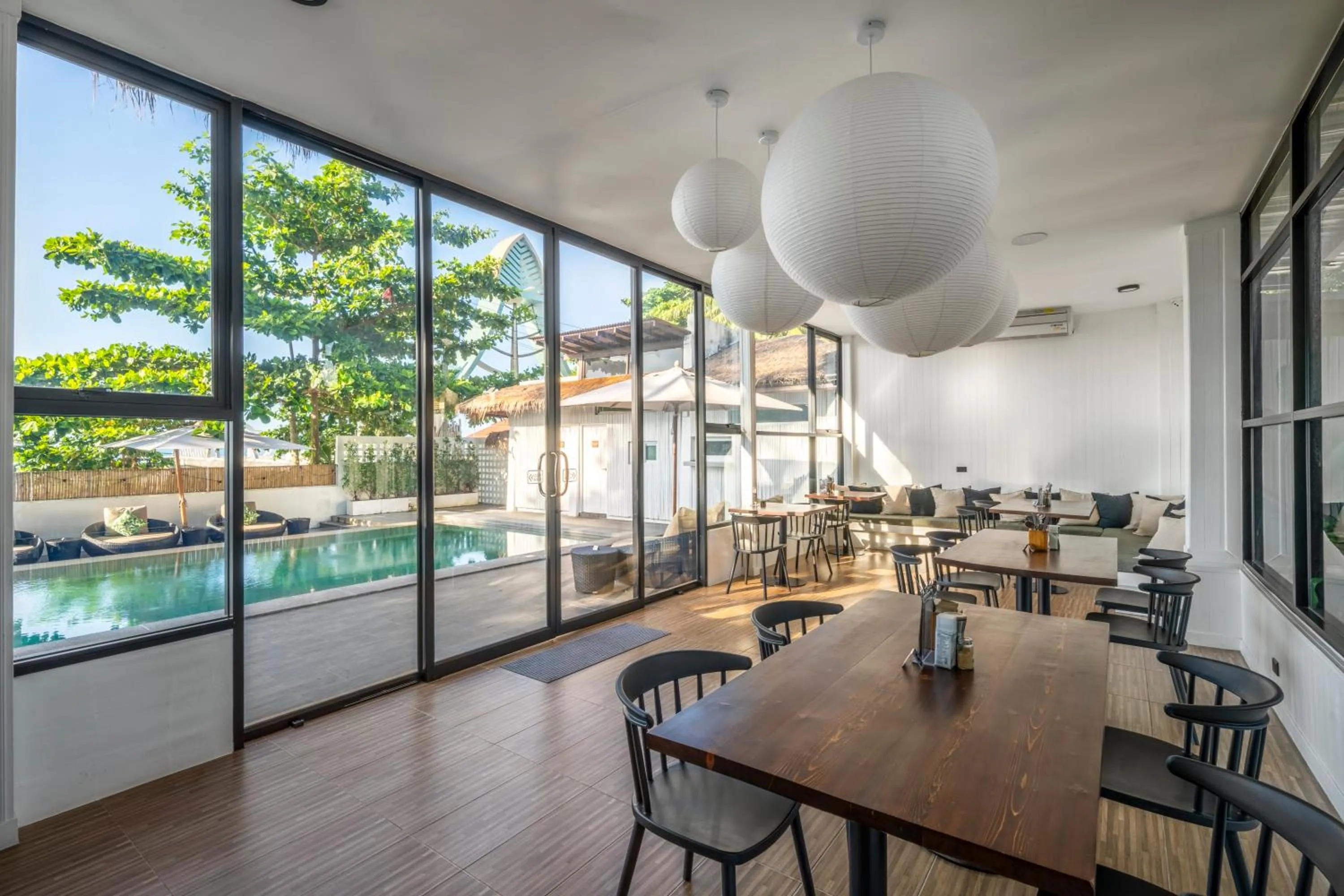 Breakfast in Zara Beach Resort Koh Samui