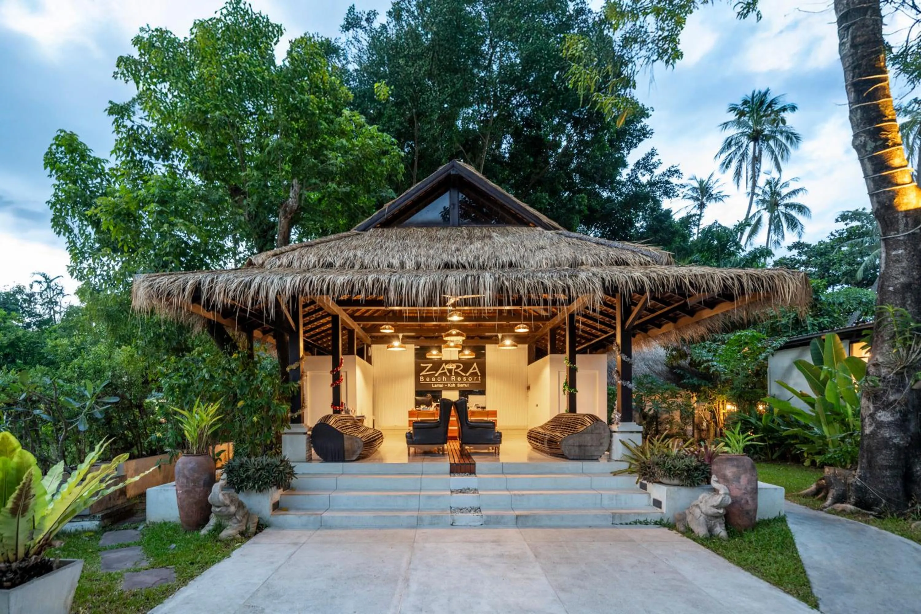 Lobby or reception in Zara Beach Resort Koh Samui