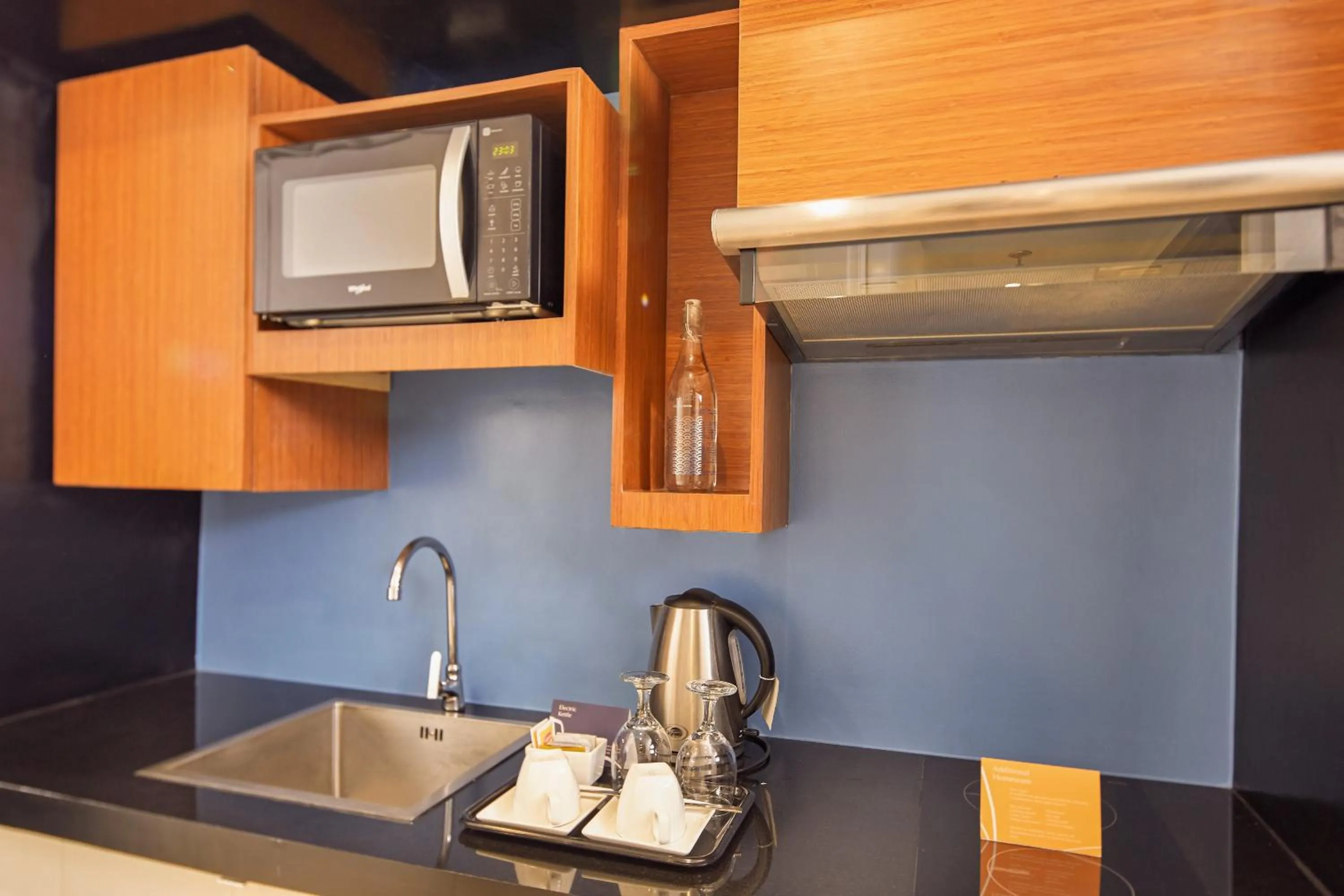 Coffee/tea facilities in The Picasso Boutique Serviced Residences Managed by HII